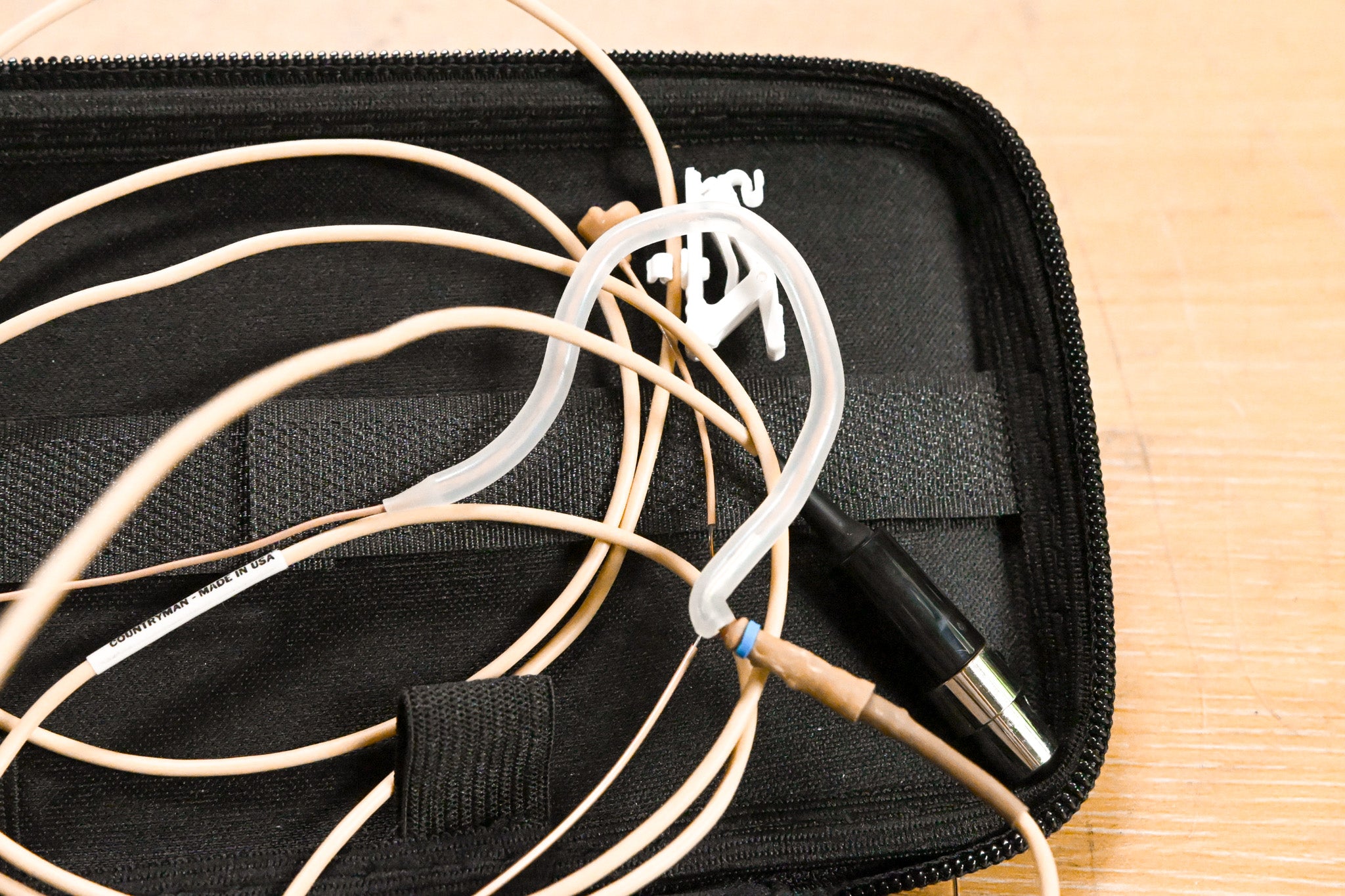 Countryman E6 Omnidirectional Earset Microphone w/ E6CABLEL2SL Cable
