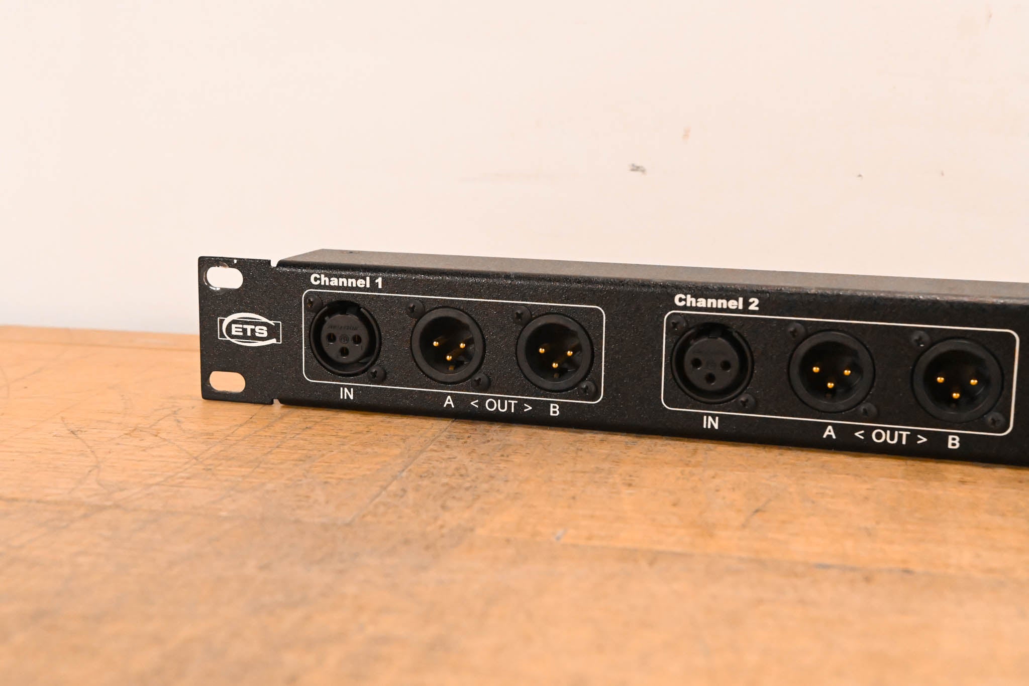 ETS PA835 Digital Audio Splitter Panel
