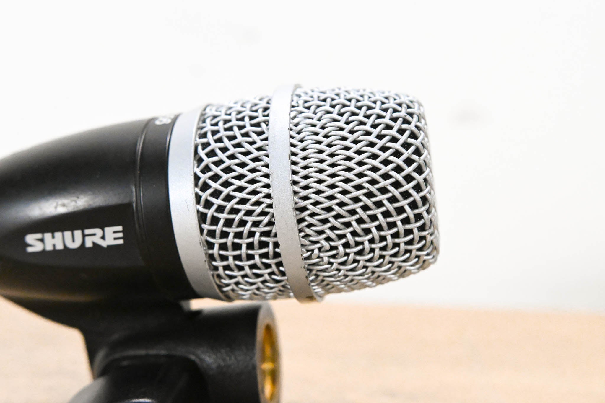 Shure PG56 Cardioid Dynamic Snare/Tom Microphone
