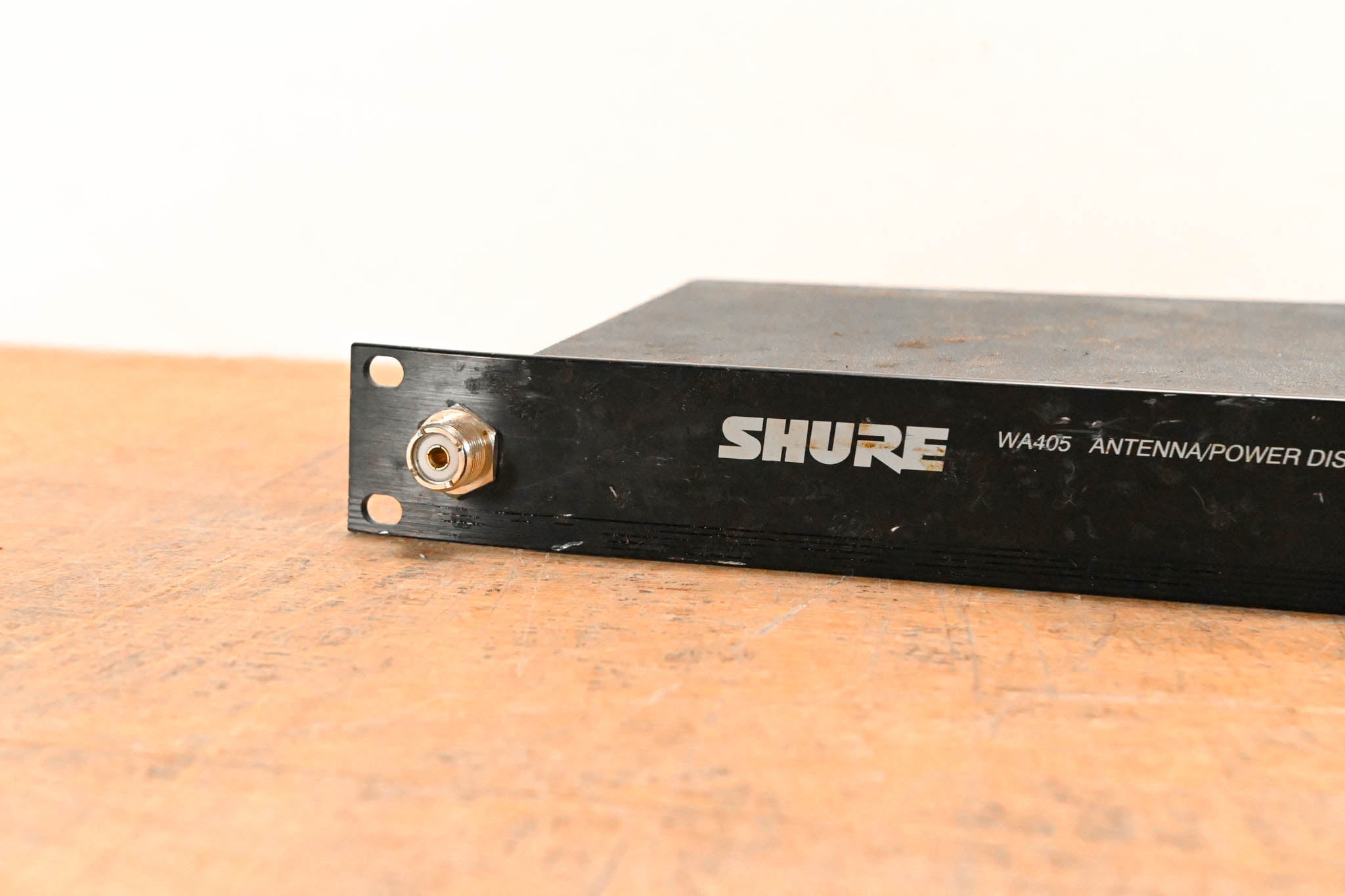 Shure WA405 Antenna/Power Distribution System