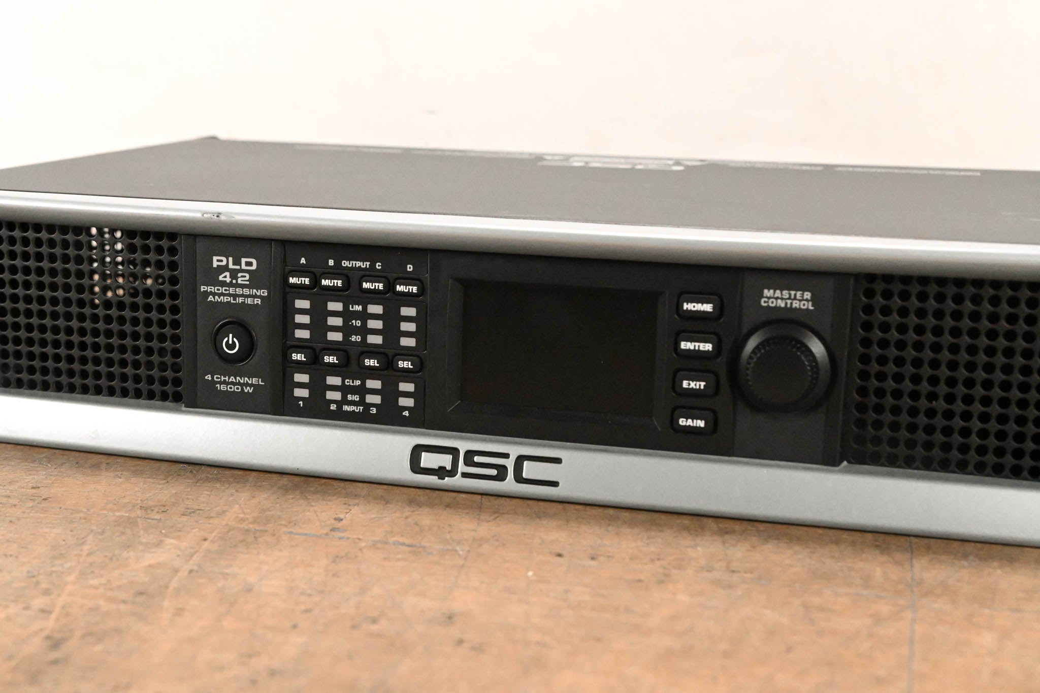 QSC PLD4.2 Four-Channel Power Amplifier with DSP