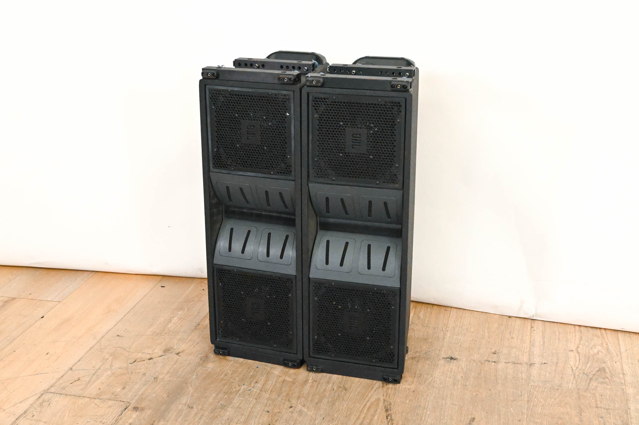 JBL VT4886 Dual 6.5" Passive Compact Line Array Loudspeakers (PAIR)