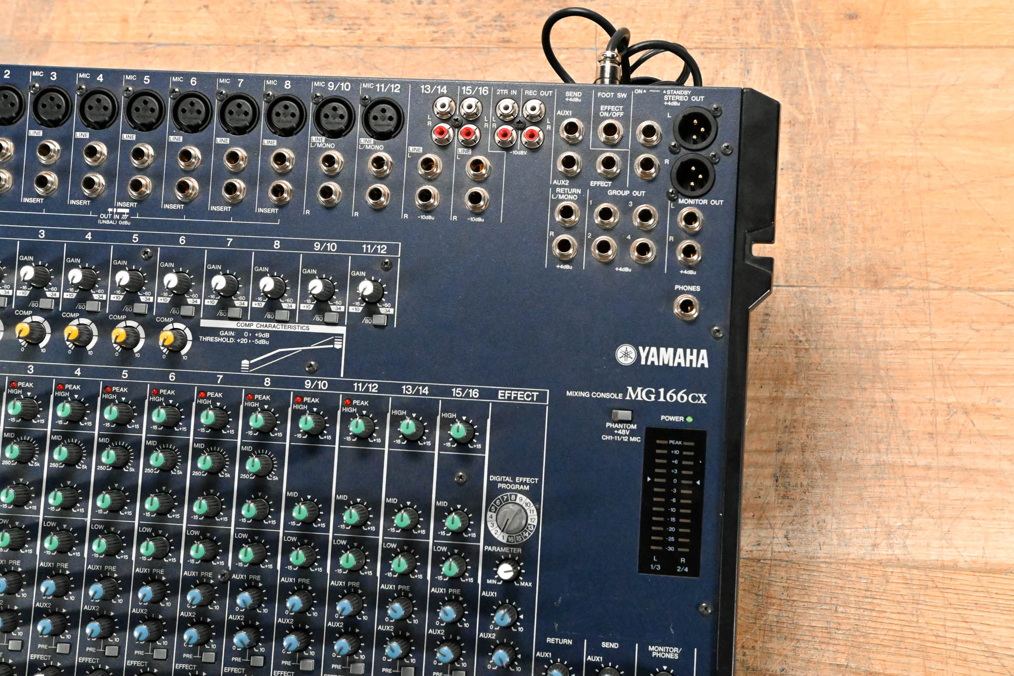 Yamaha MG166CX 16-Channel, 6-Bus Analog Mixer