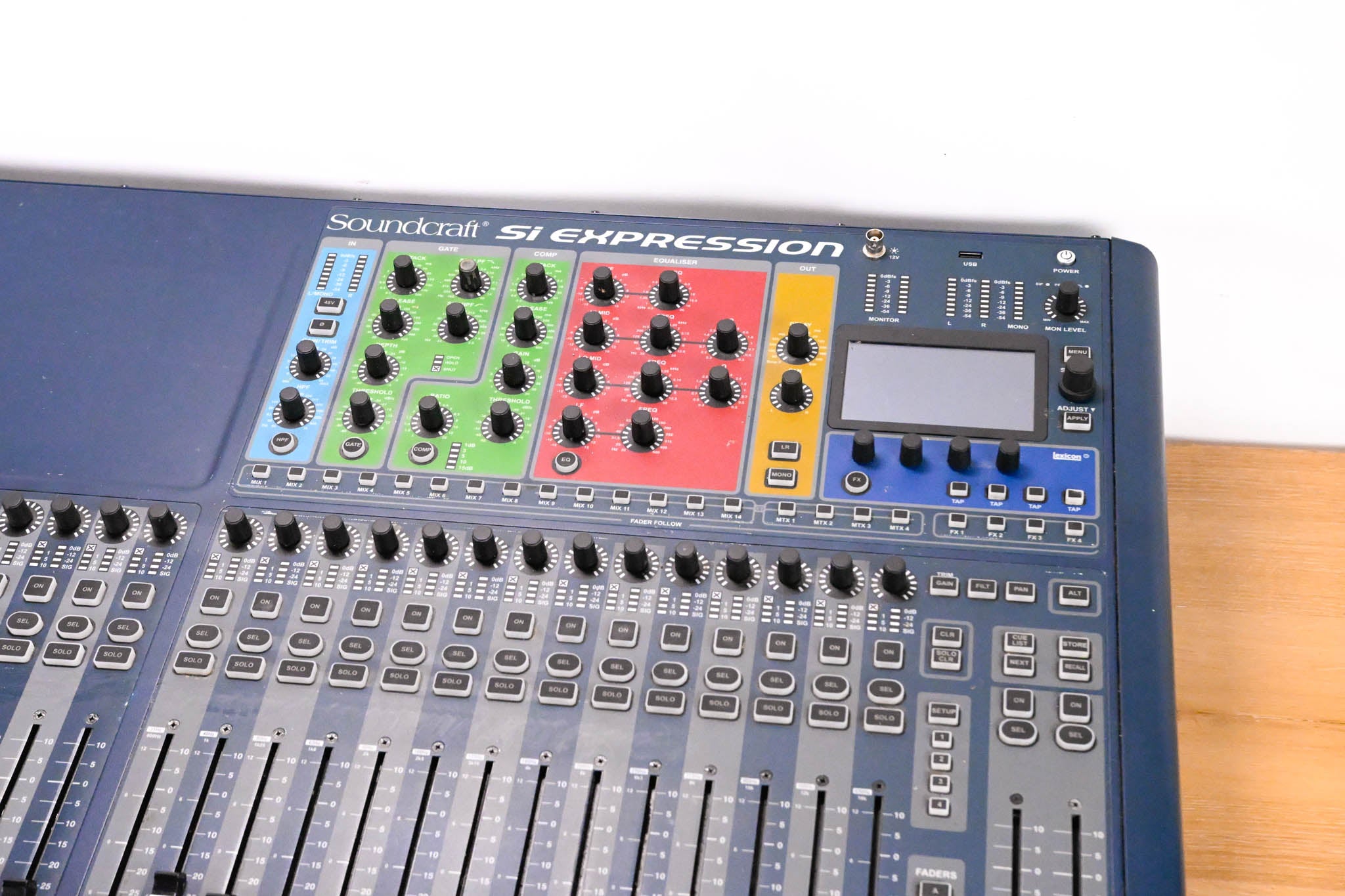 Soundcraft Si Expression 3 32-Channel Digital Mixer