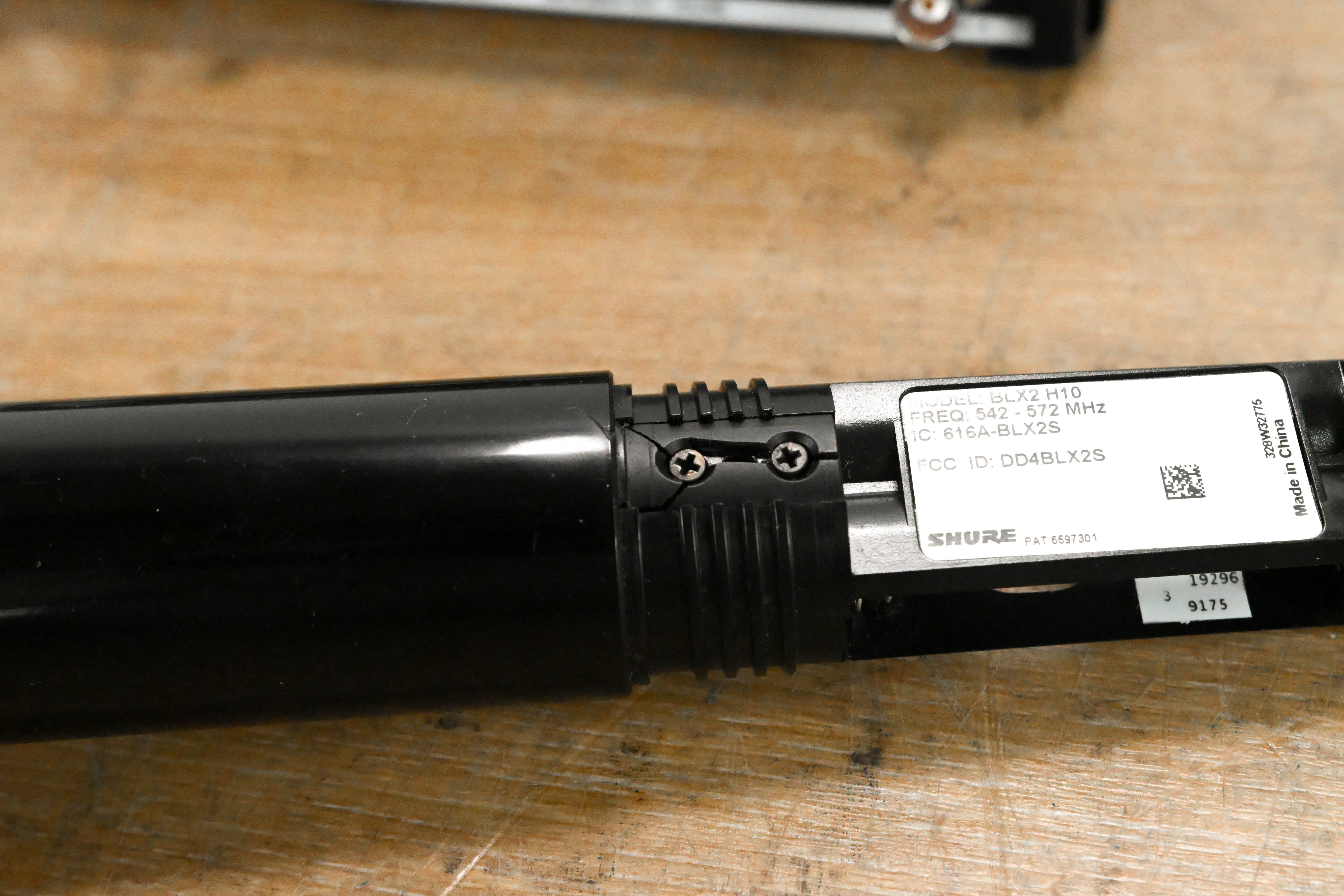 Shure BLX24R/B58 Handheld Wireless System - H10 Band (NO POWER SUPPLY)