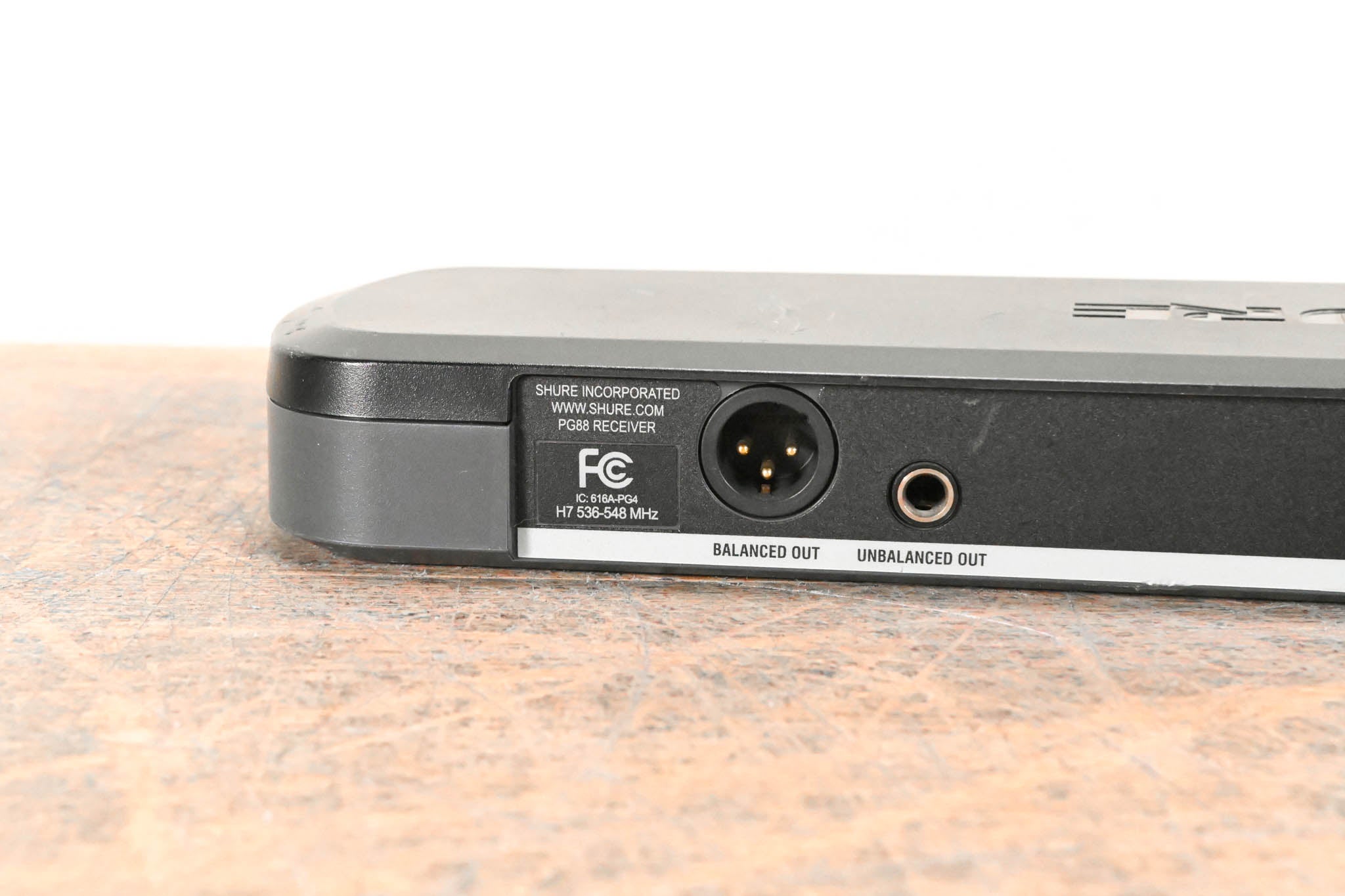 Shure PG88 Dual-Channel Wireless Receiver - H7 Band: 536-548 MHz