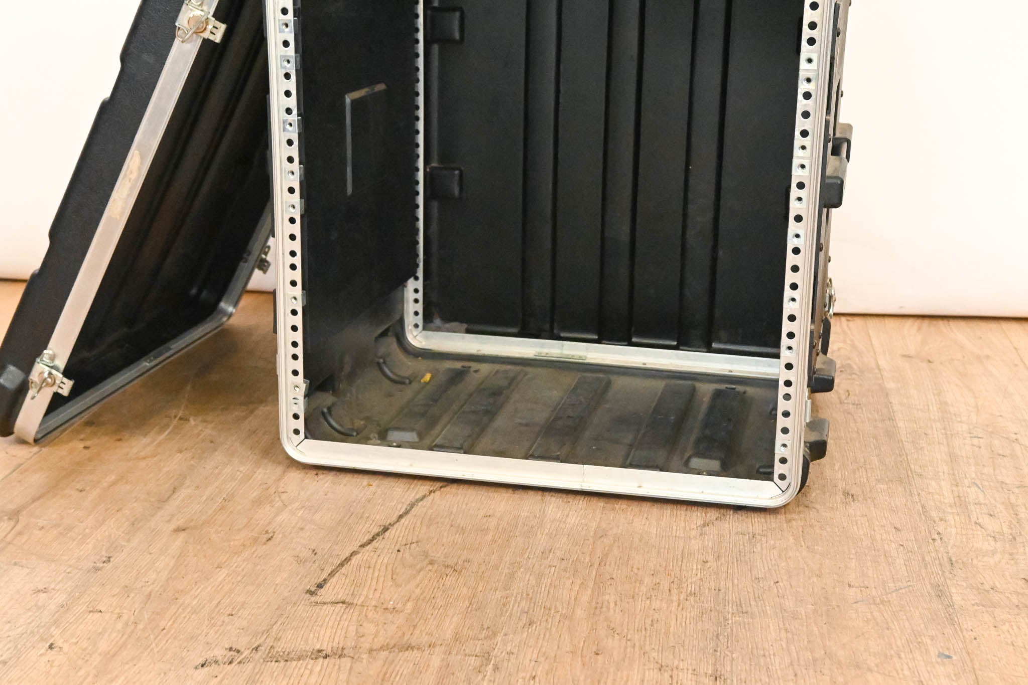 SKB 12RU ATA Rack Case