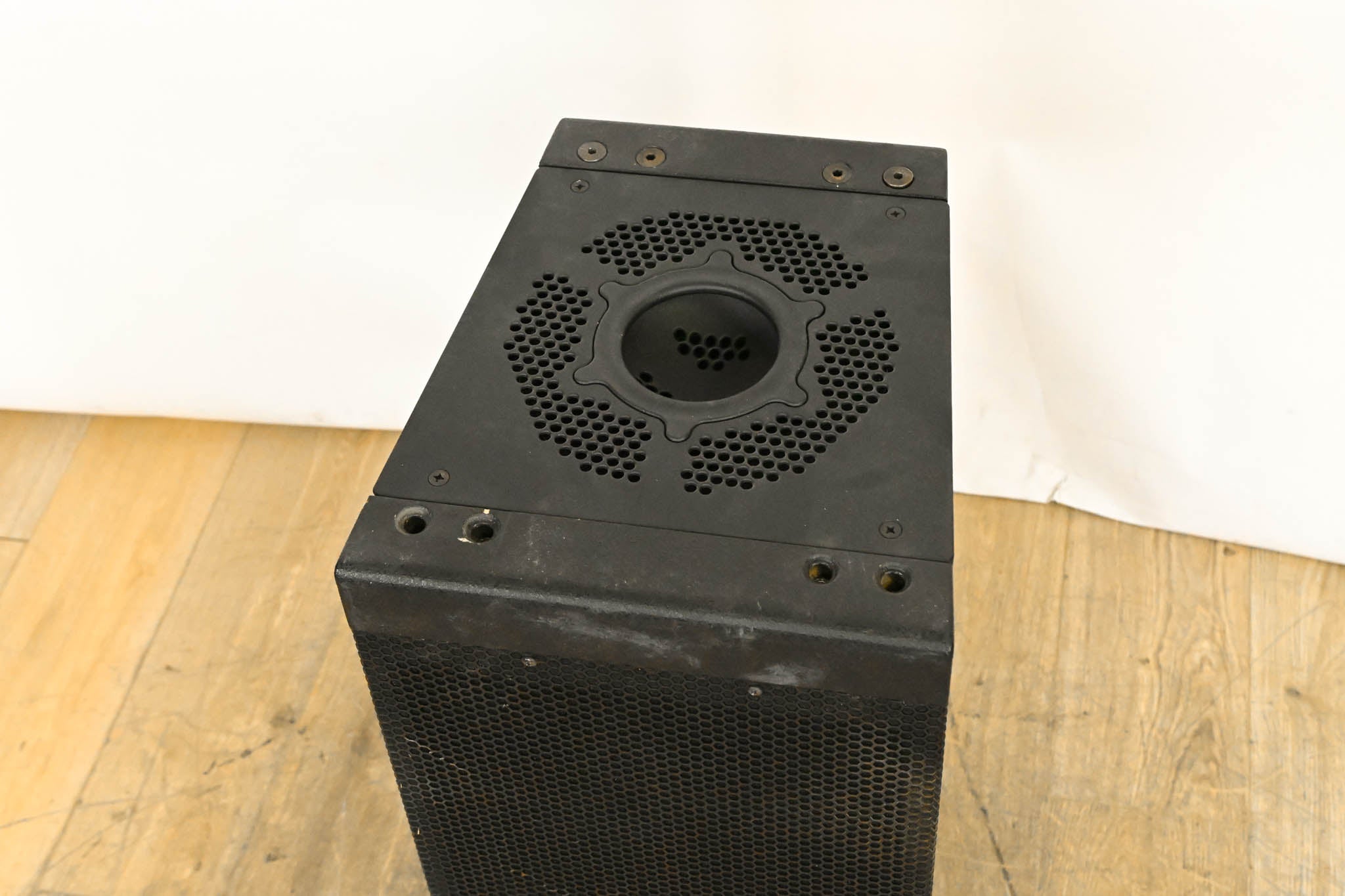 EAW  KF730P 3-Way Passive Full-Range Loudspeaker