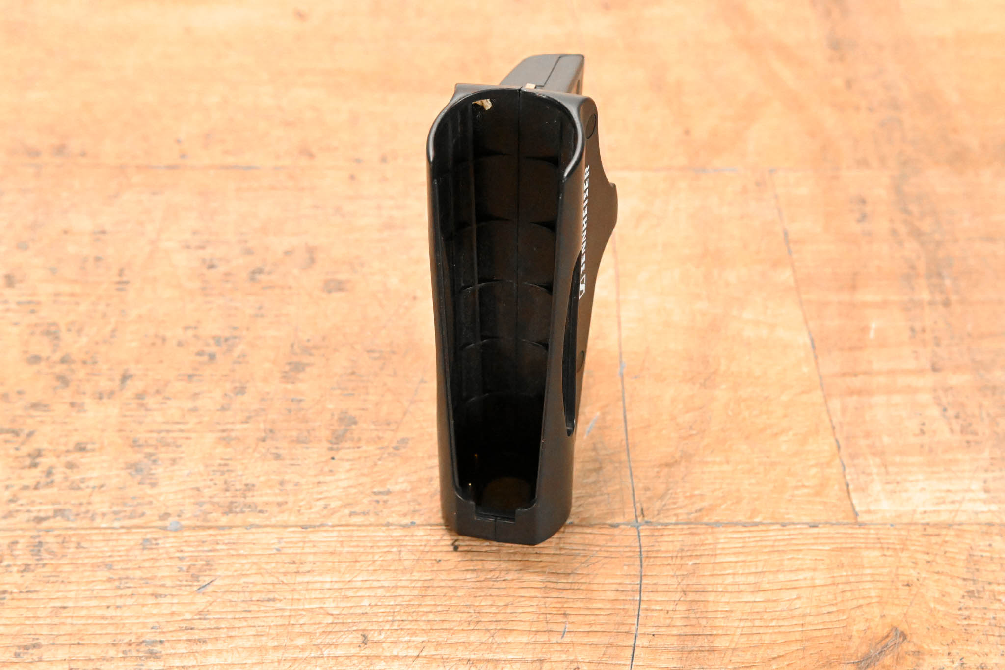 Sennheiser LA 2 Charging Adapter