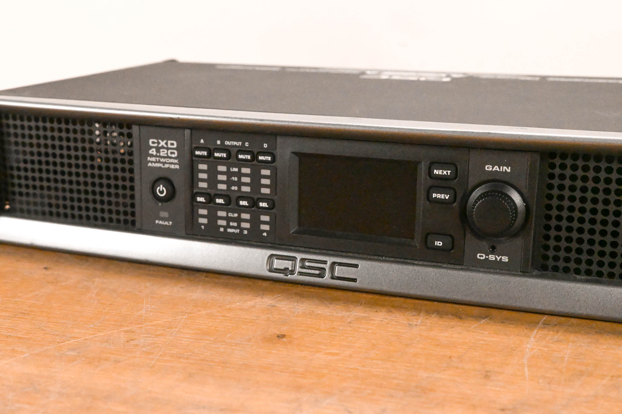 QSC CXD4.2Q 4-Channel, 2000W Network Amplifier