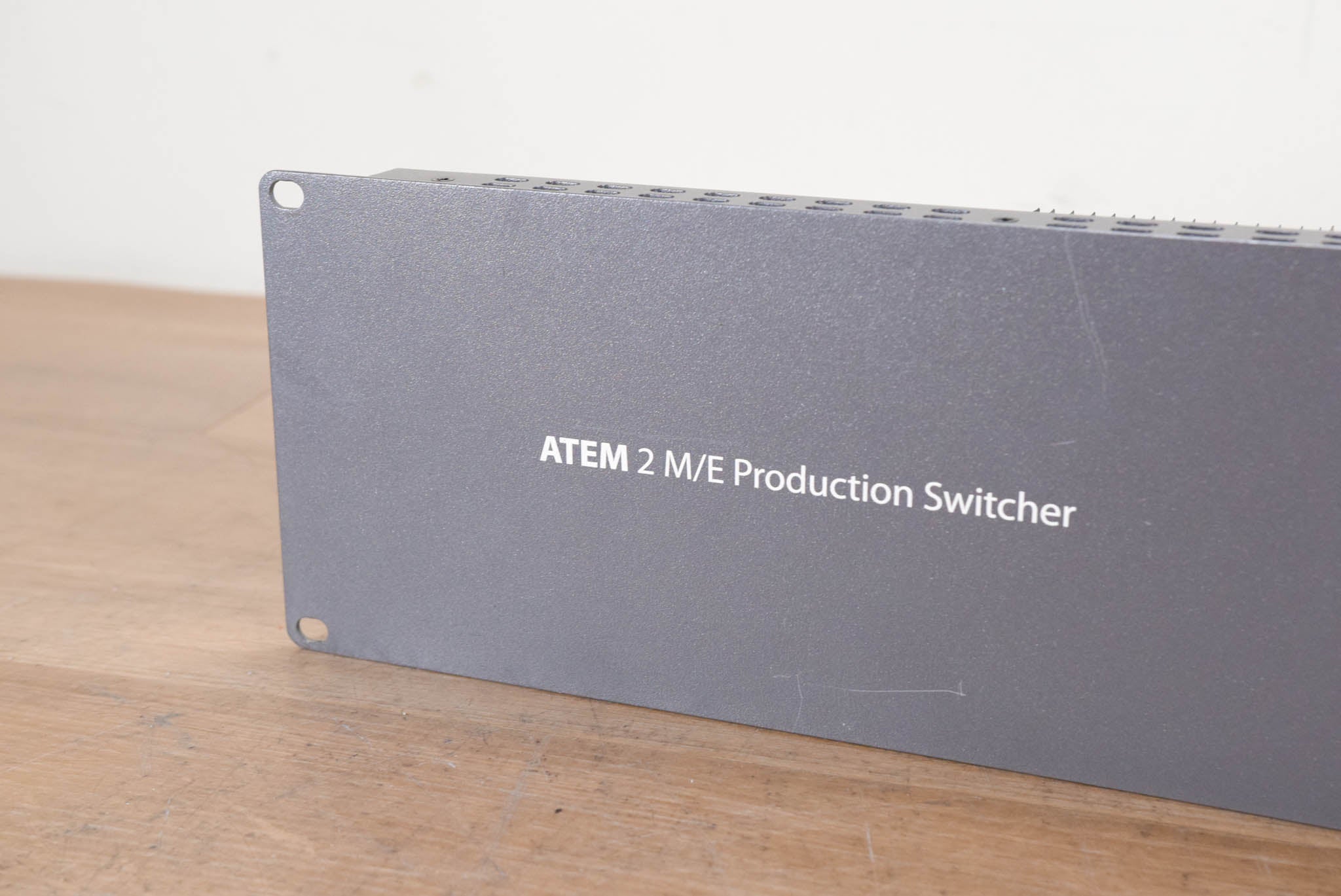 Blackmagic Design ATEM 2 M/E Production Switcher