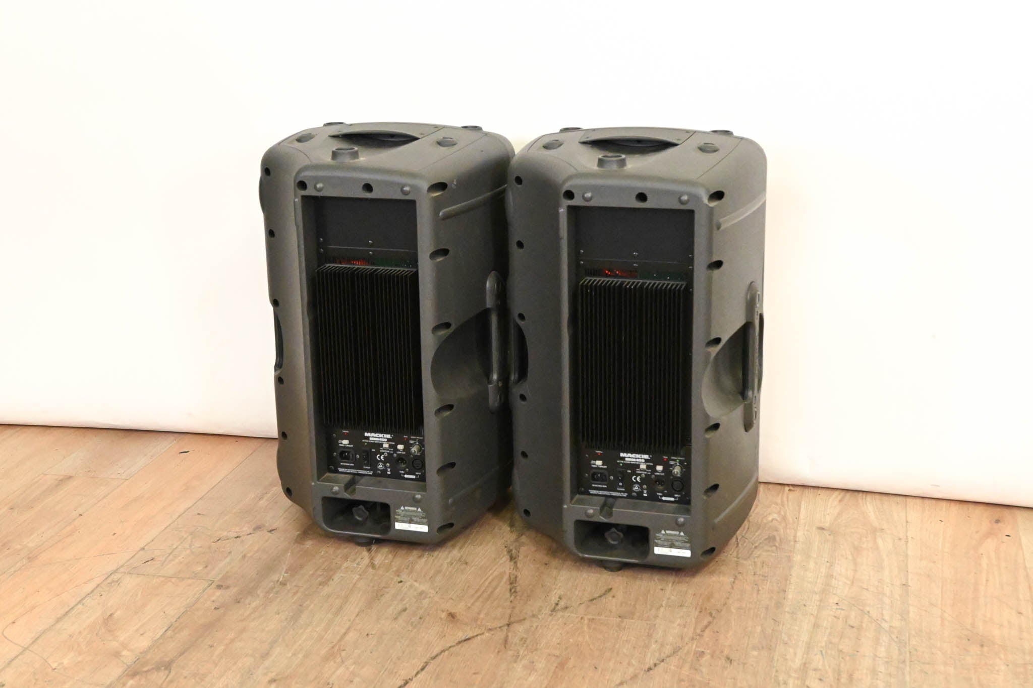 Mackie SRM450 1000W 2-Way 12-inch Powered Portable Loudspeaker (PAIR)