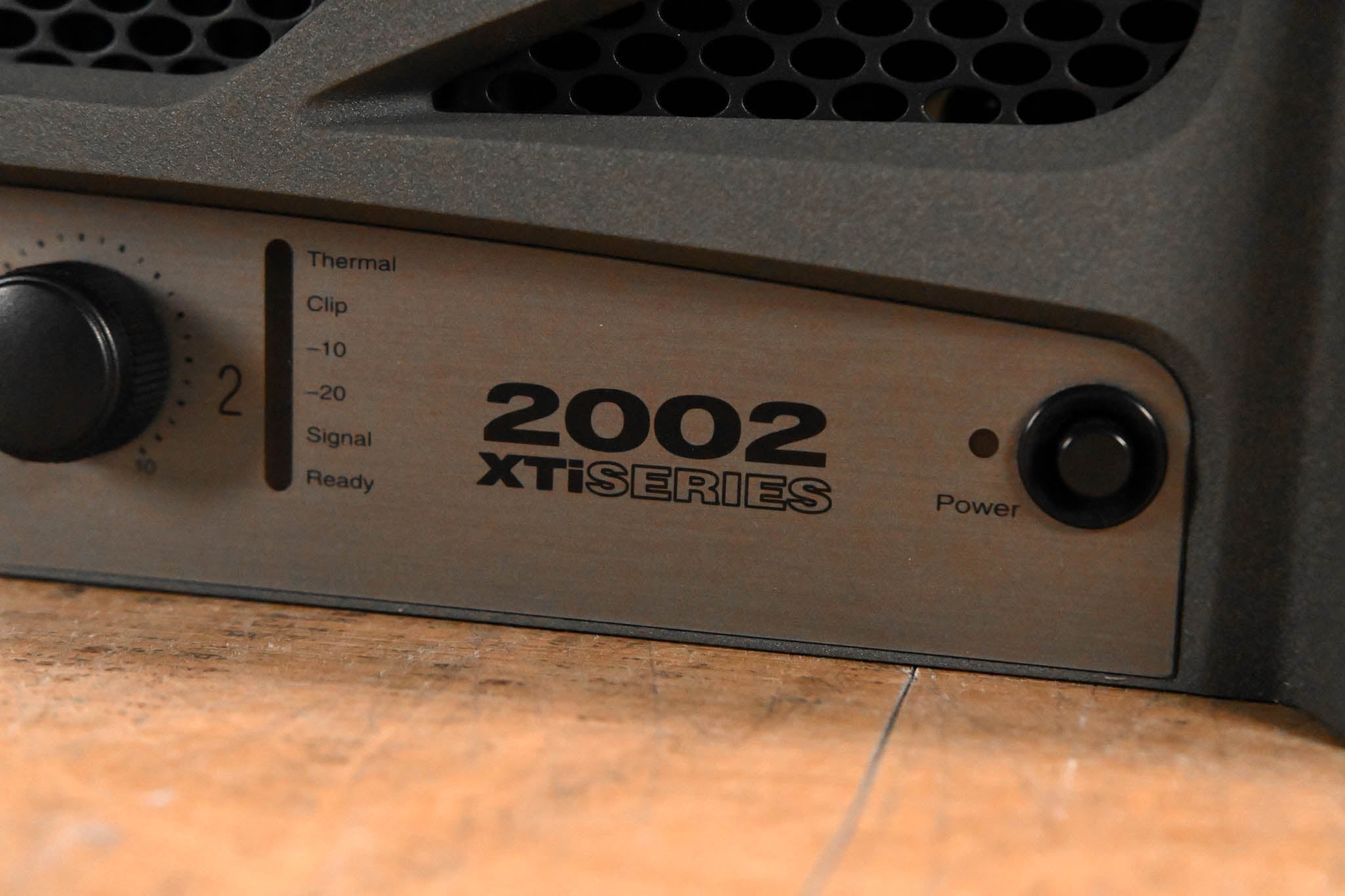 Crown XTi 2002 2-Channel Power Amplifier
