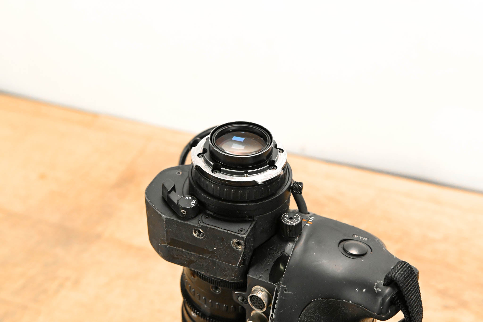 Fujinon A8.5x5.5BEVM-28B 20x Zoom 2/3" ENG Broadcast Lens