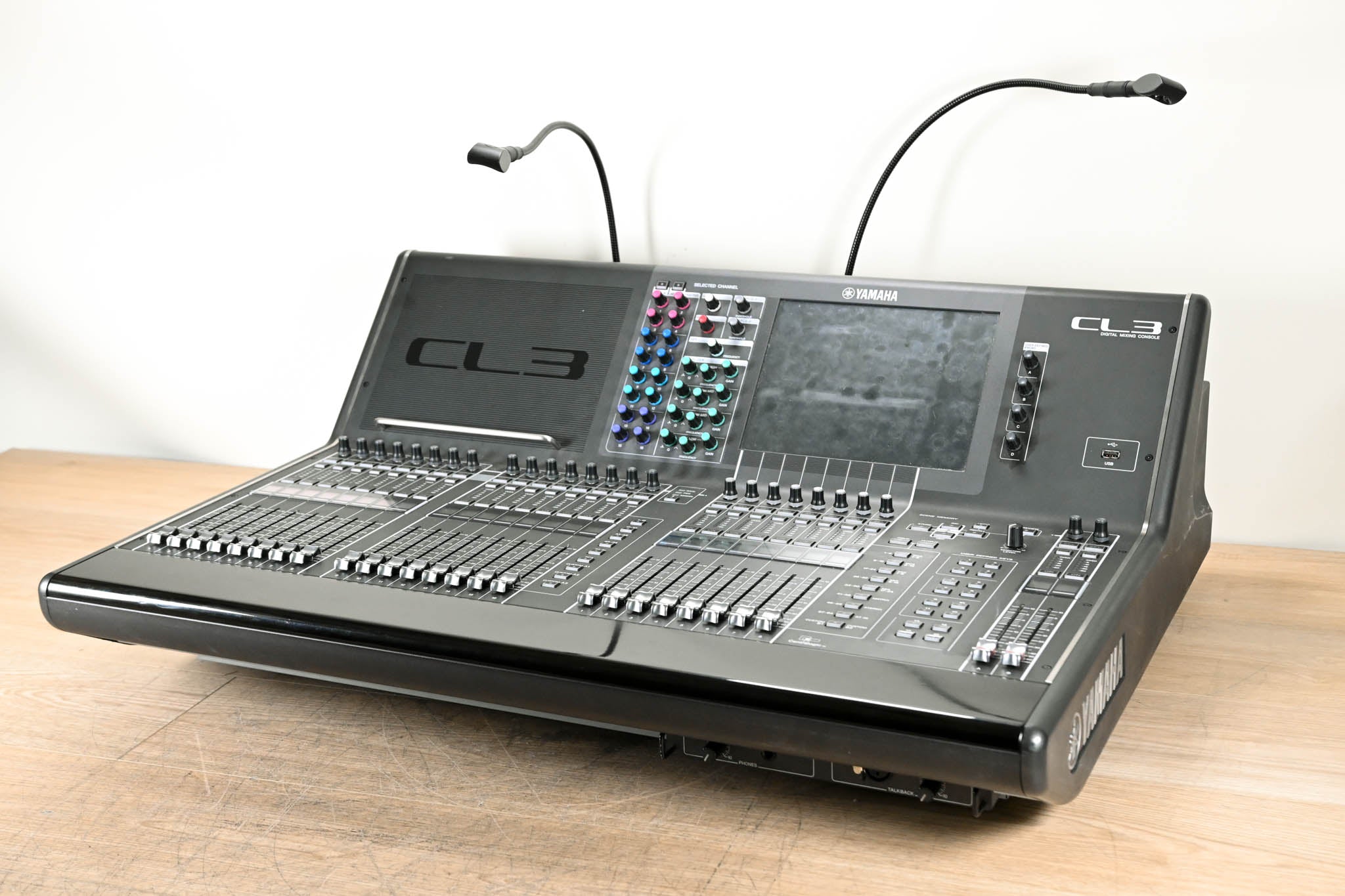 Yamaha CL3 Digital Audio Mixing Console