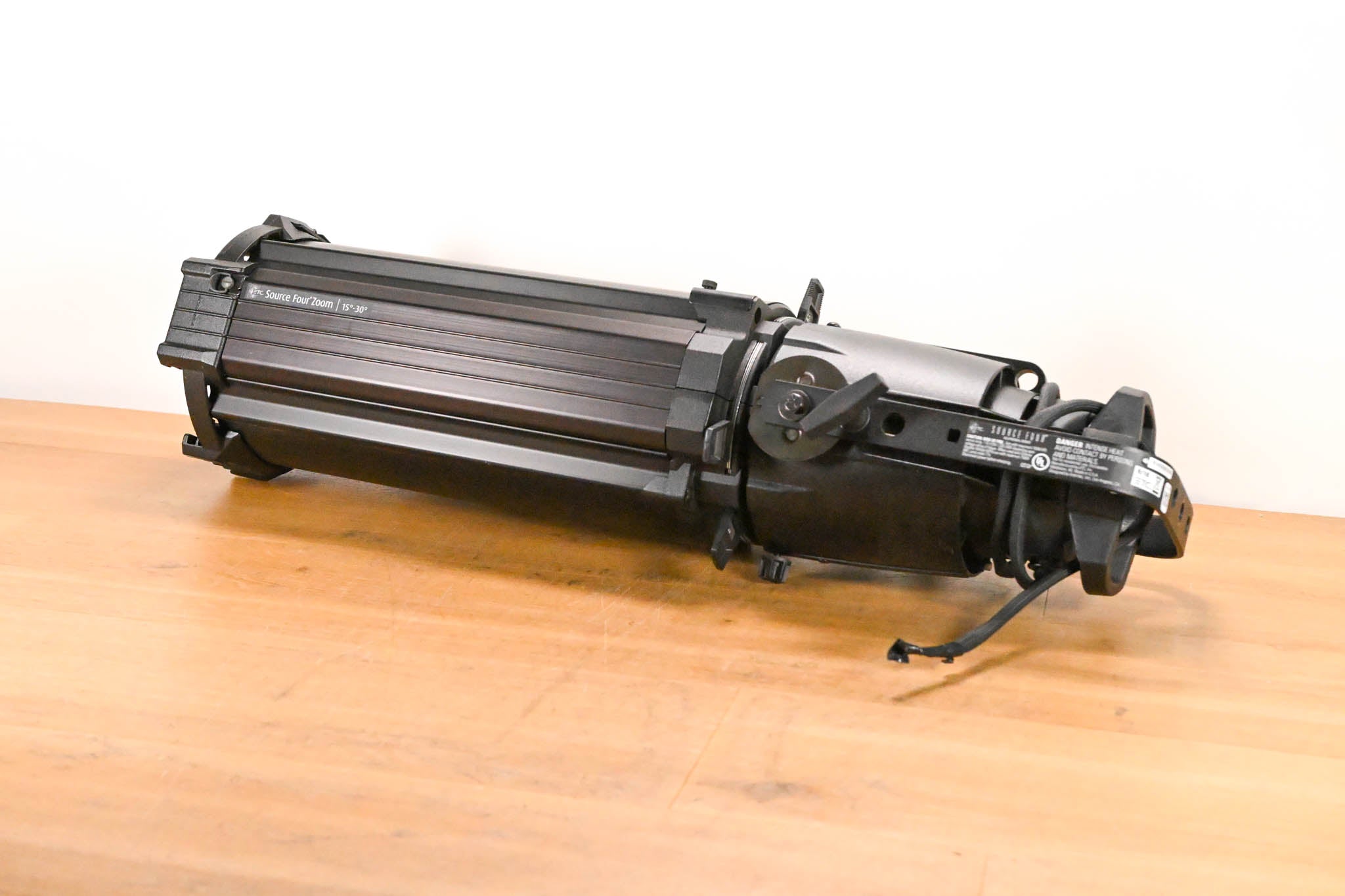 ETC Source Four Zoom 15-30 Degree 750 Ellipsoidal Light