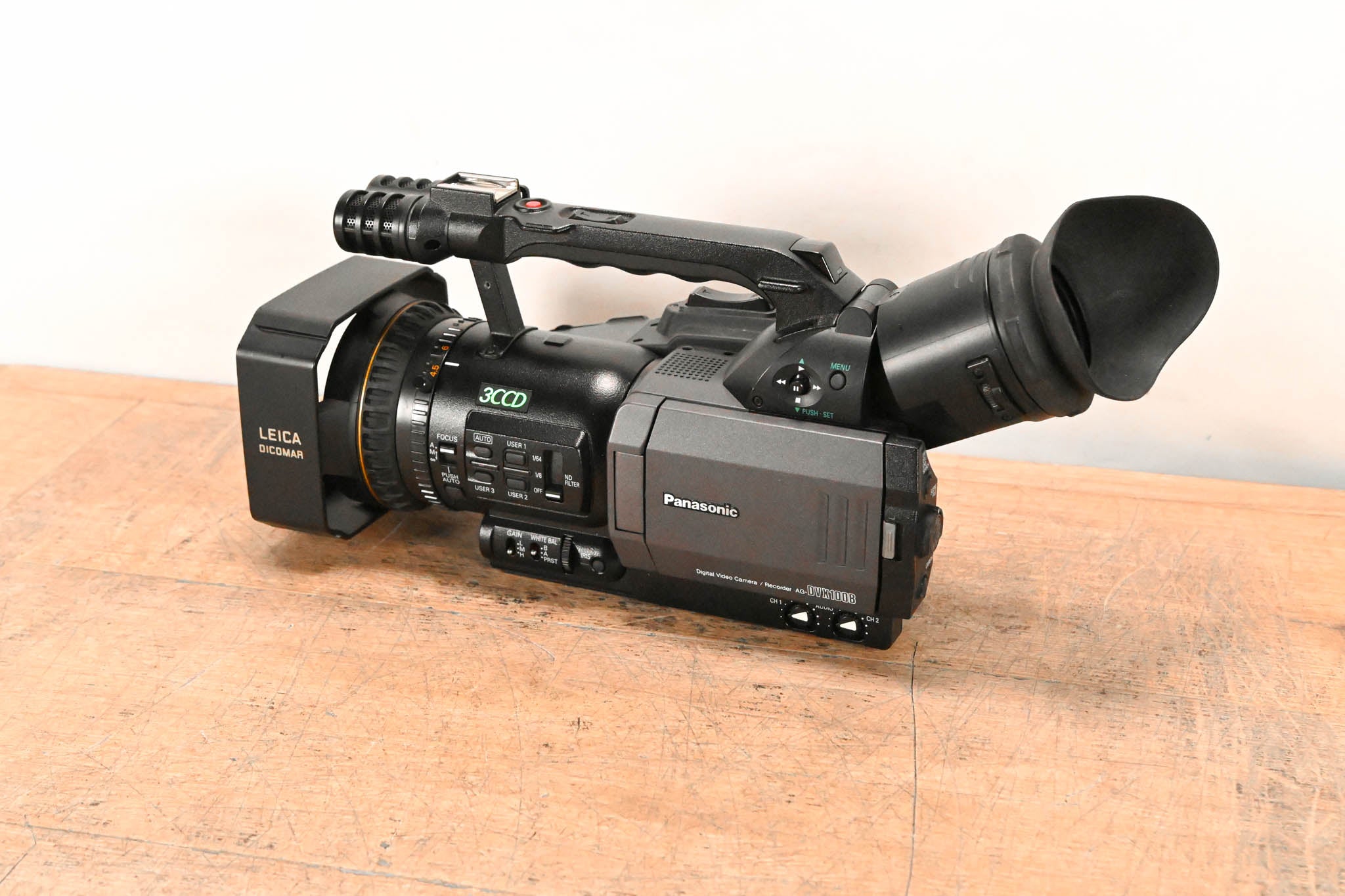 Panasonic AG-DVX100B 3-CCD Mini-DV Cinema Video Camcorder