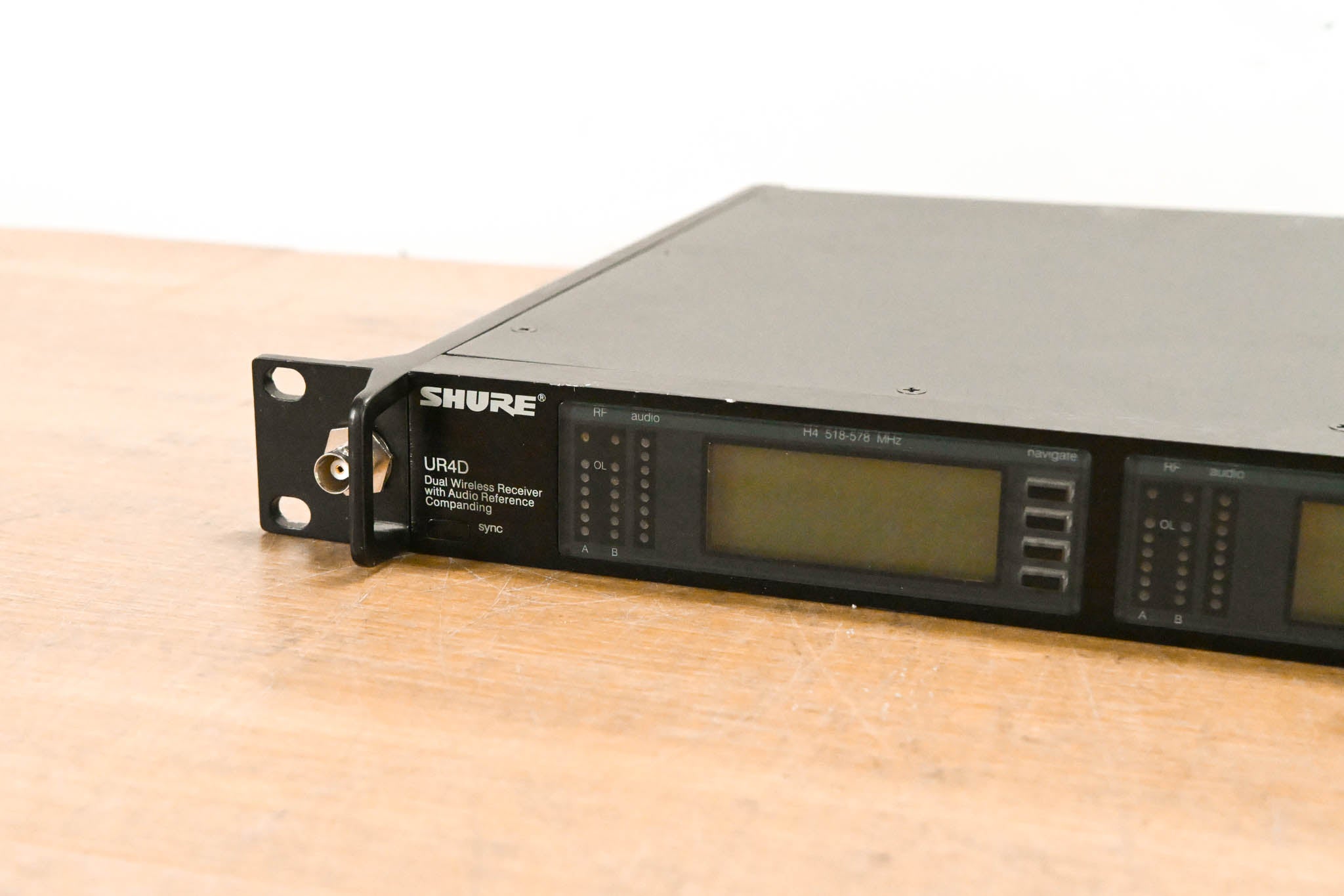 Shure UR4D Dual-Channel UHF Wireless Receiver - H4 Band: 518-578 MHz
