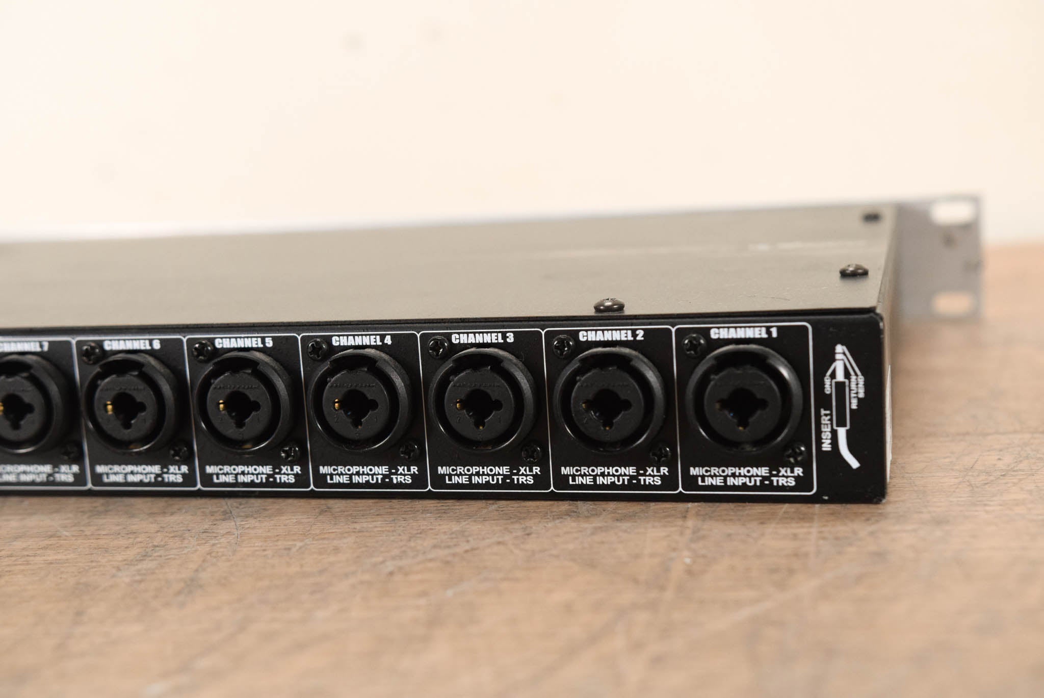 PreSonus DigiMax LT 8-Channel Microphone Preamp CG00WLX PreSonus DigiMax LT 8-Channel Microphone Preamp CG00WLX