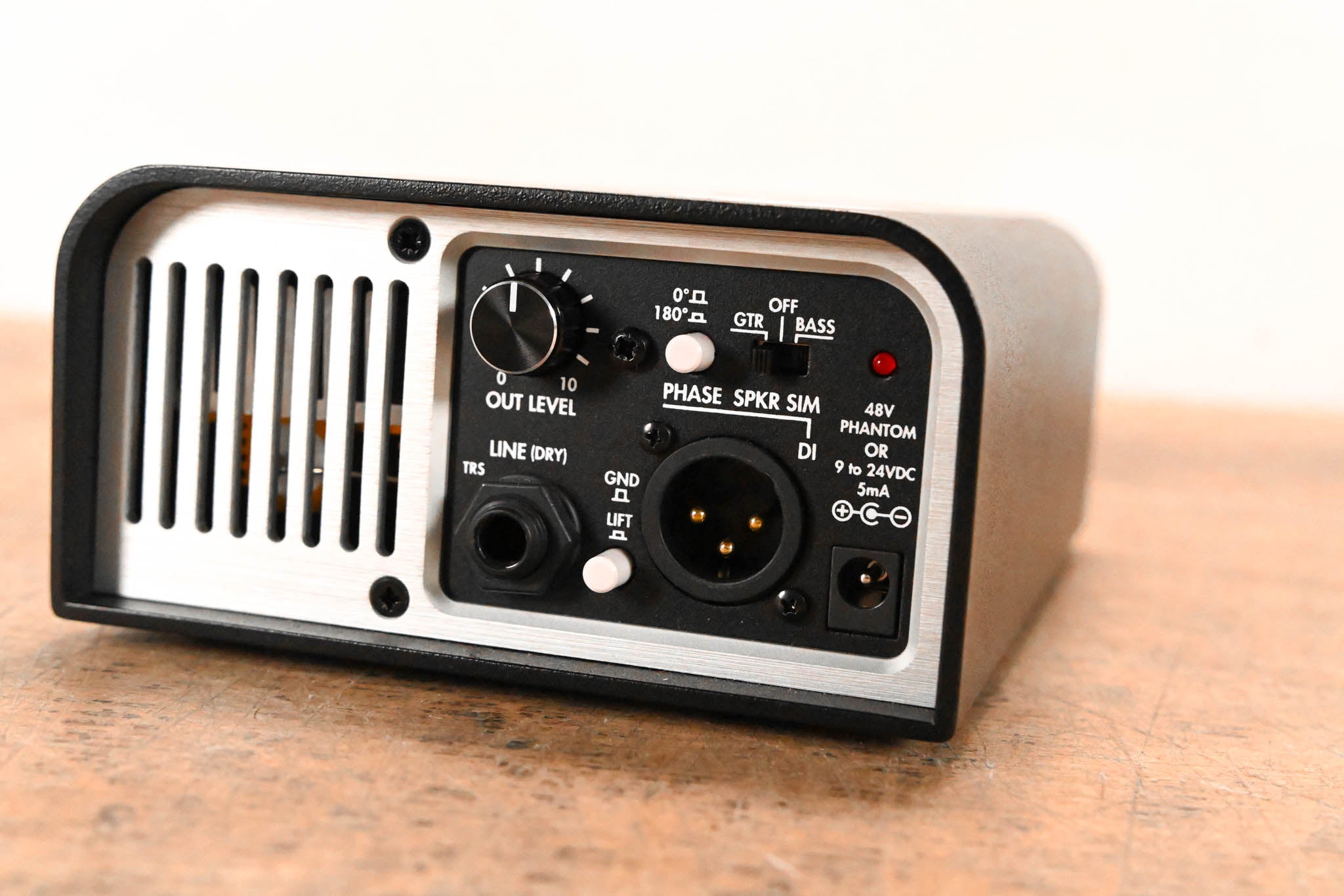 Two Notes Torpedo Captor 8Ω Reactive Load Box & DI (NO PSU)