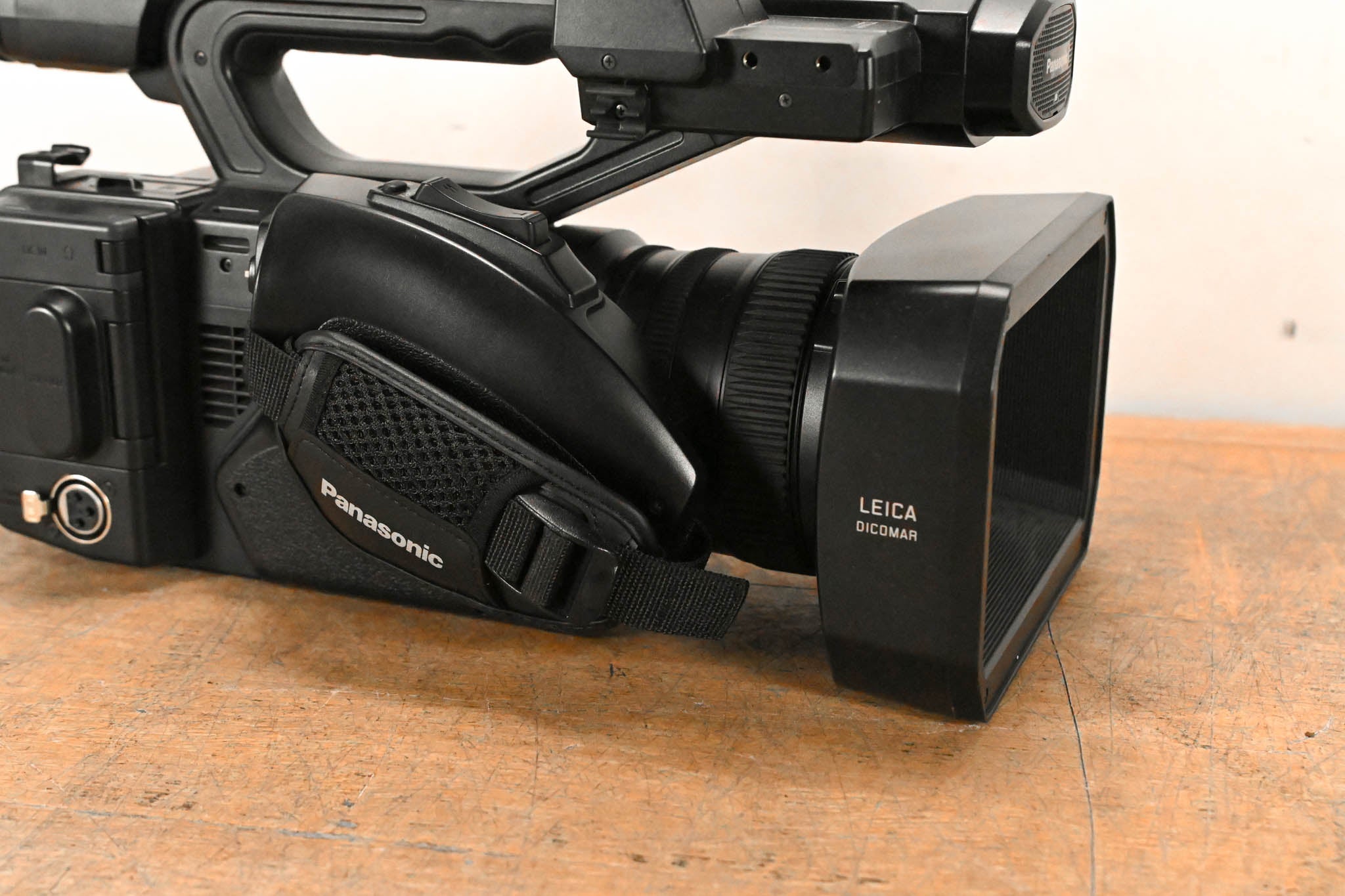 Panasonic AG-UX90 UHD 4K Professional Camcorder