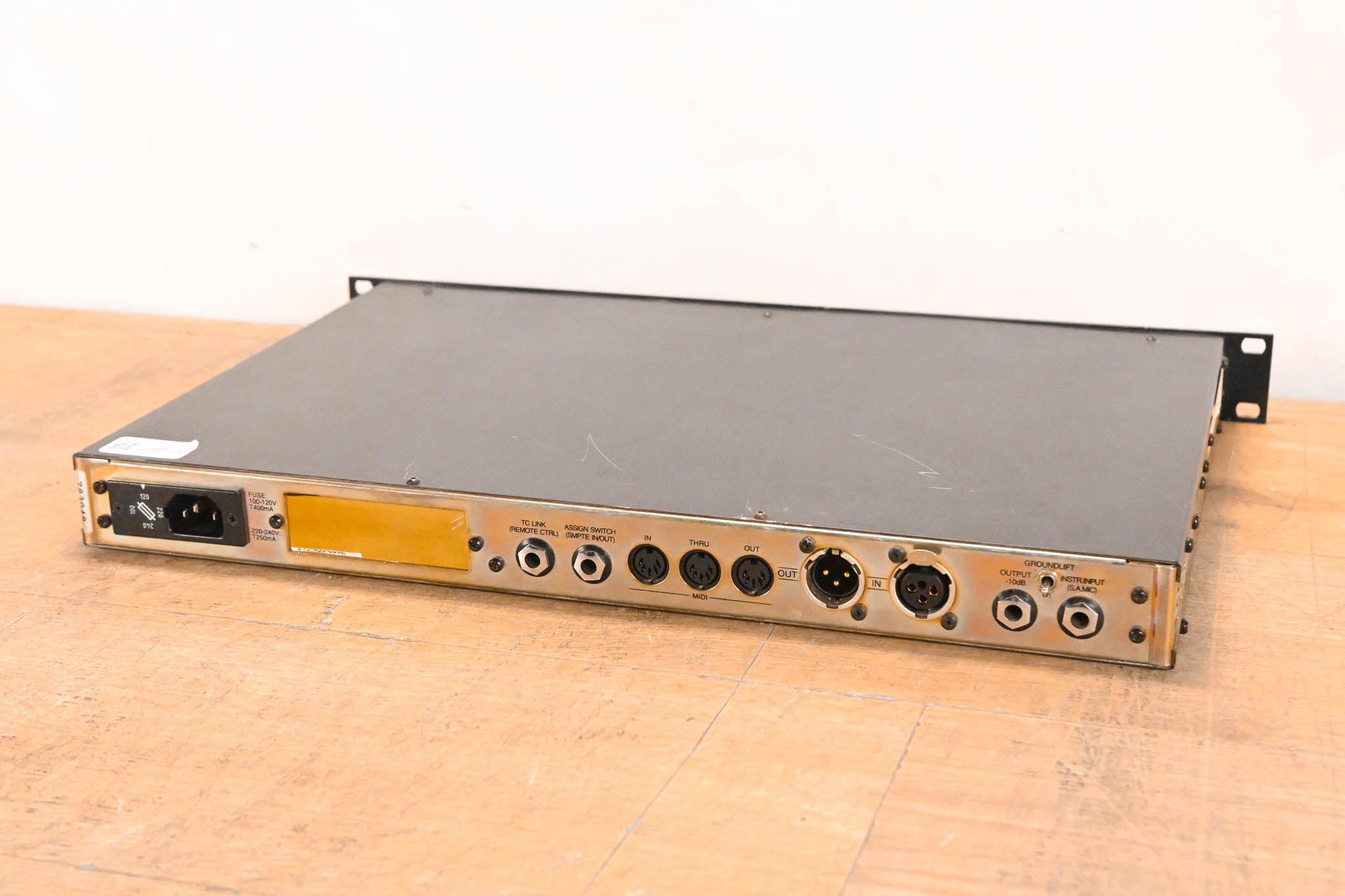 TC Electronic TC 1128 Programmable 28-Band Graphic EQ/Spectrum Analyzer