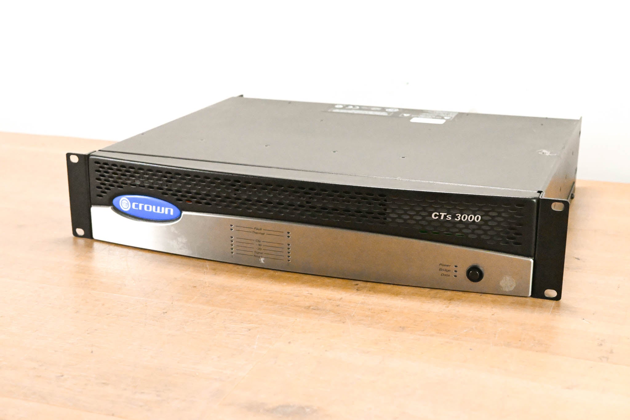 Crown CTs 3000 Two-Channel 1500W Power Amplifier