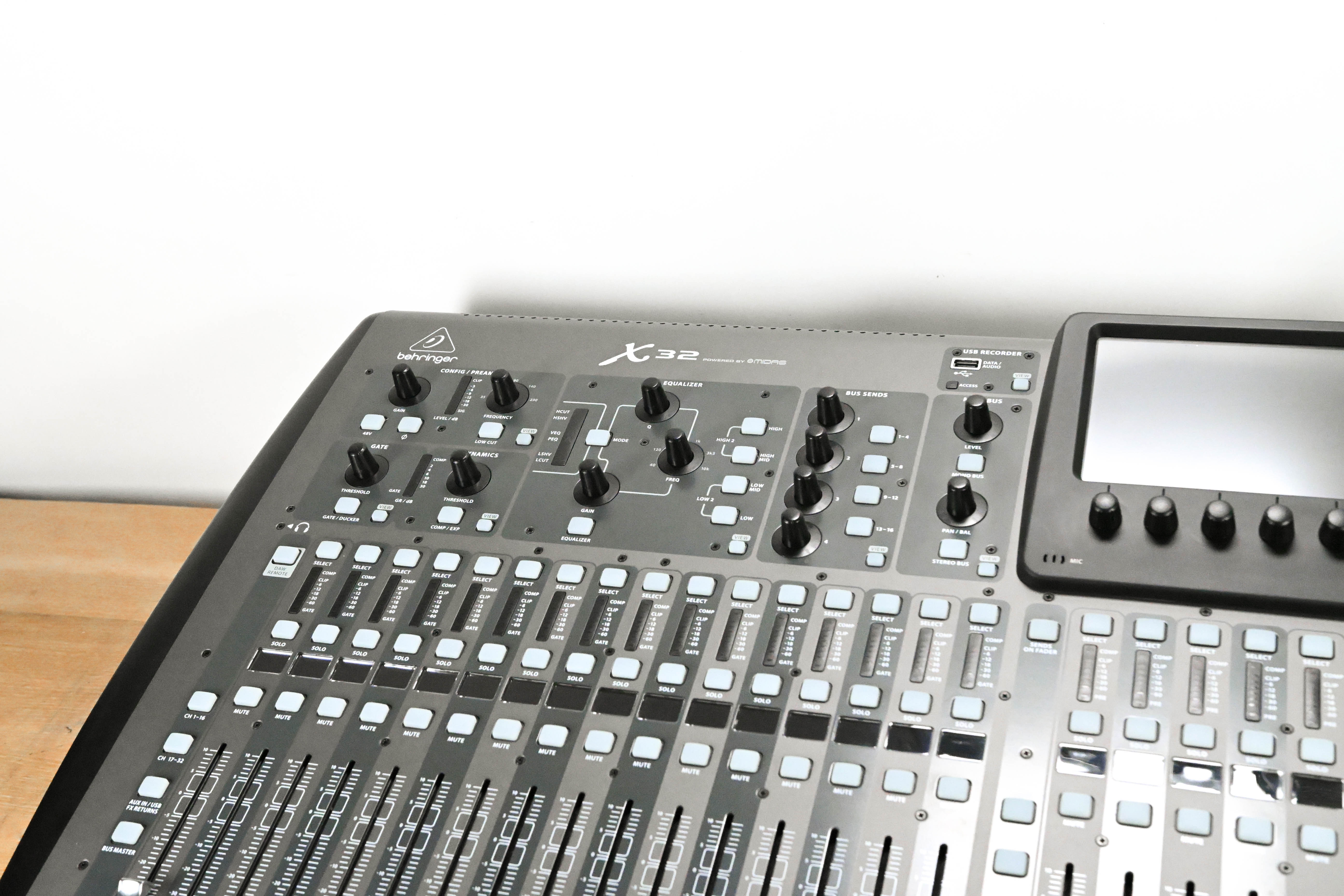 Behringer X32 40-Channel Digital Mixing Console