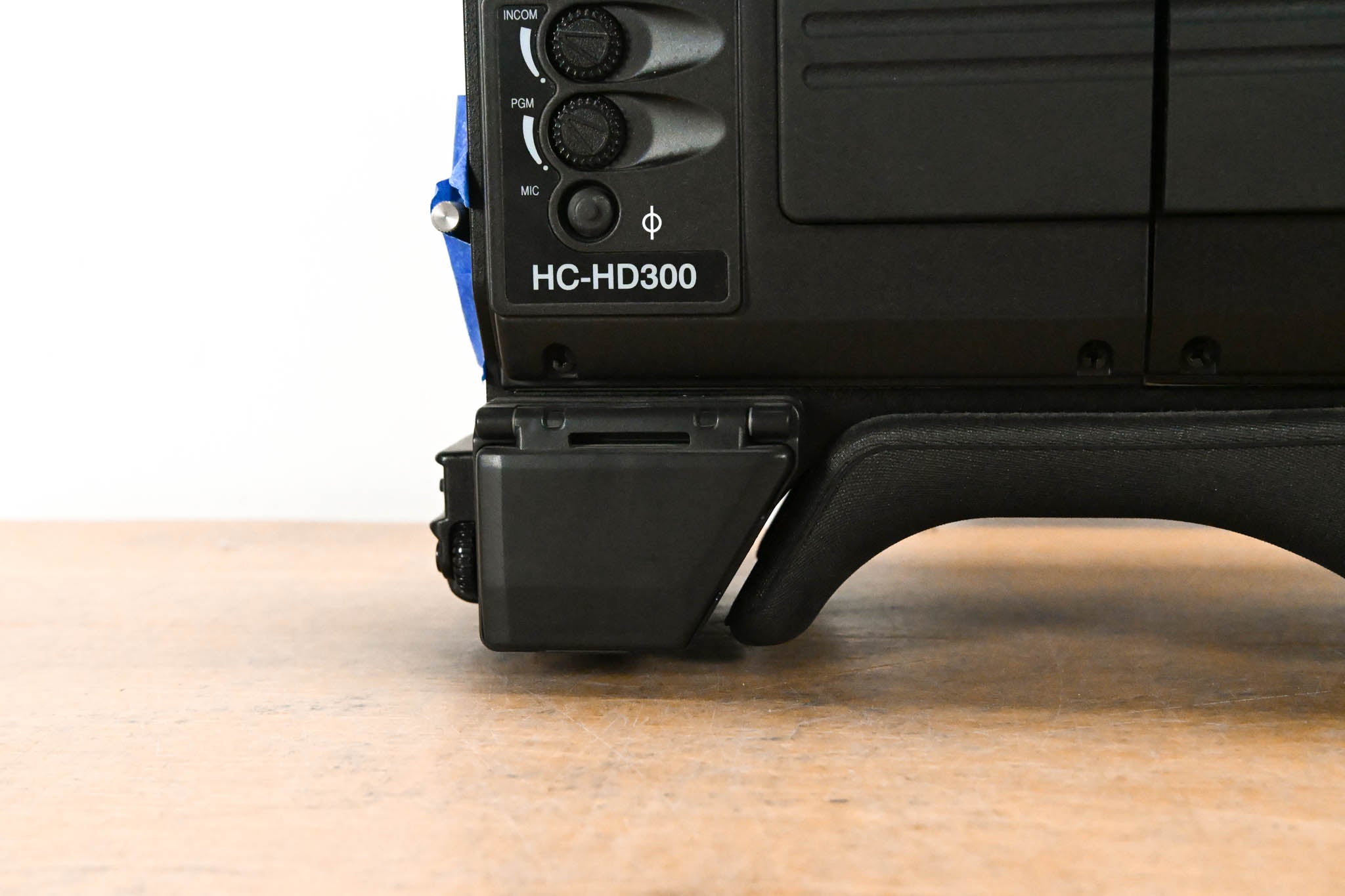 Ikegami HC-HD300 3-CMOS Full HD Camera w/ FA-300 Fiber Adapter