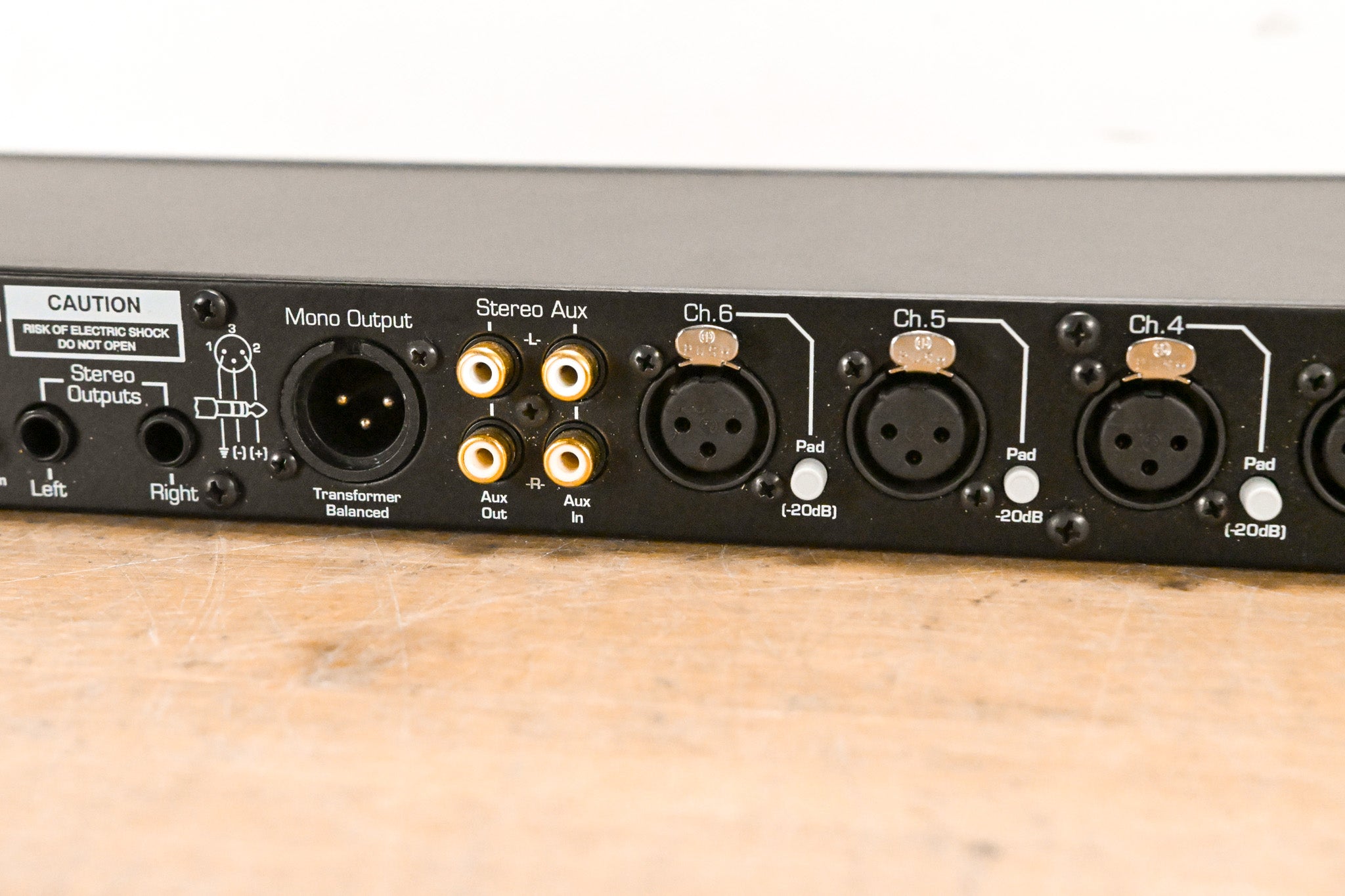 Ashly MX-206 Rack-Mountable 6-Channel, Stereo Microphone Mixer