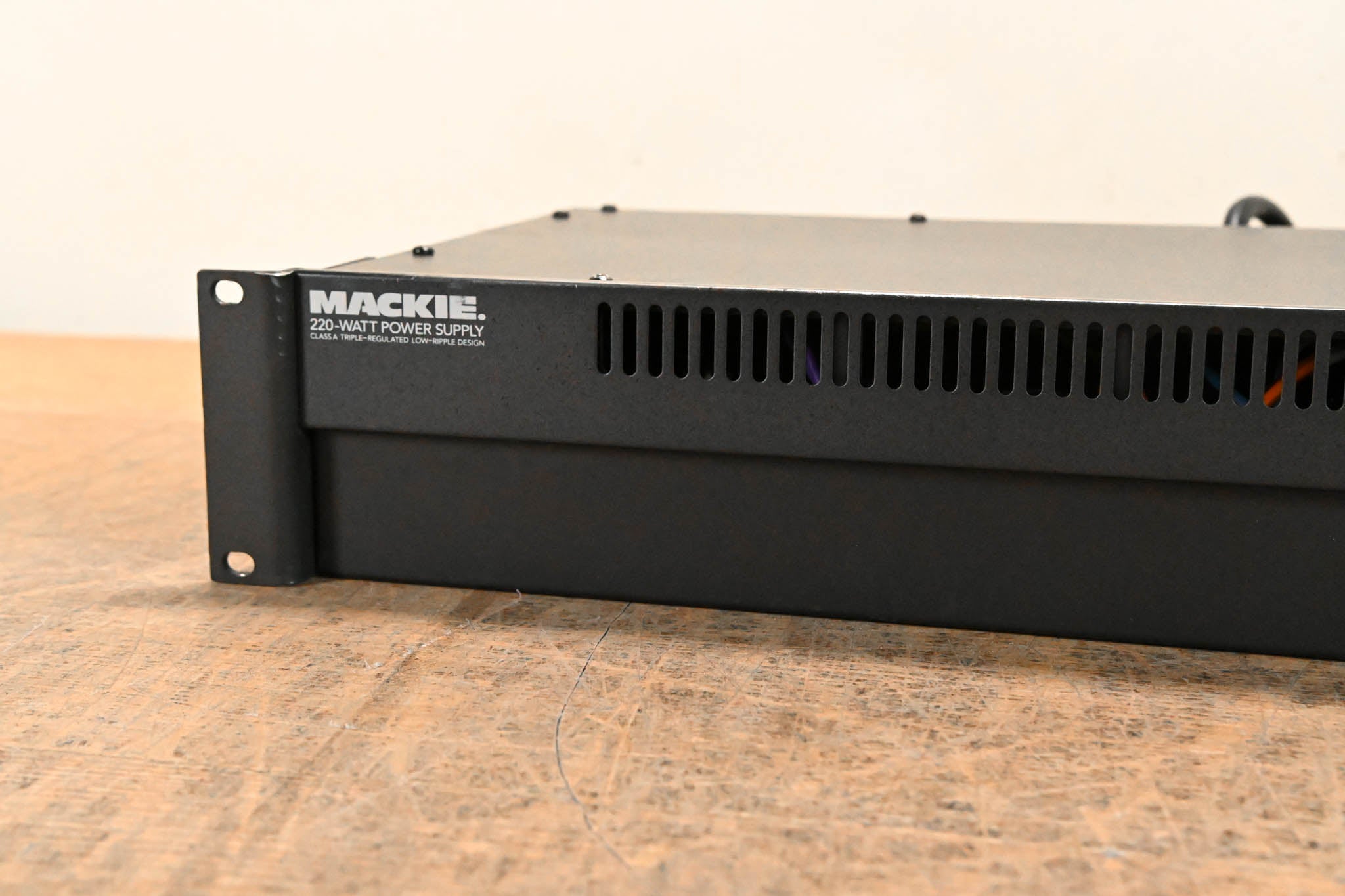 Mackie 220-Watt Power Supply For 8-Bus Mixers