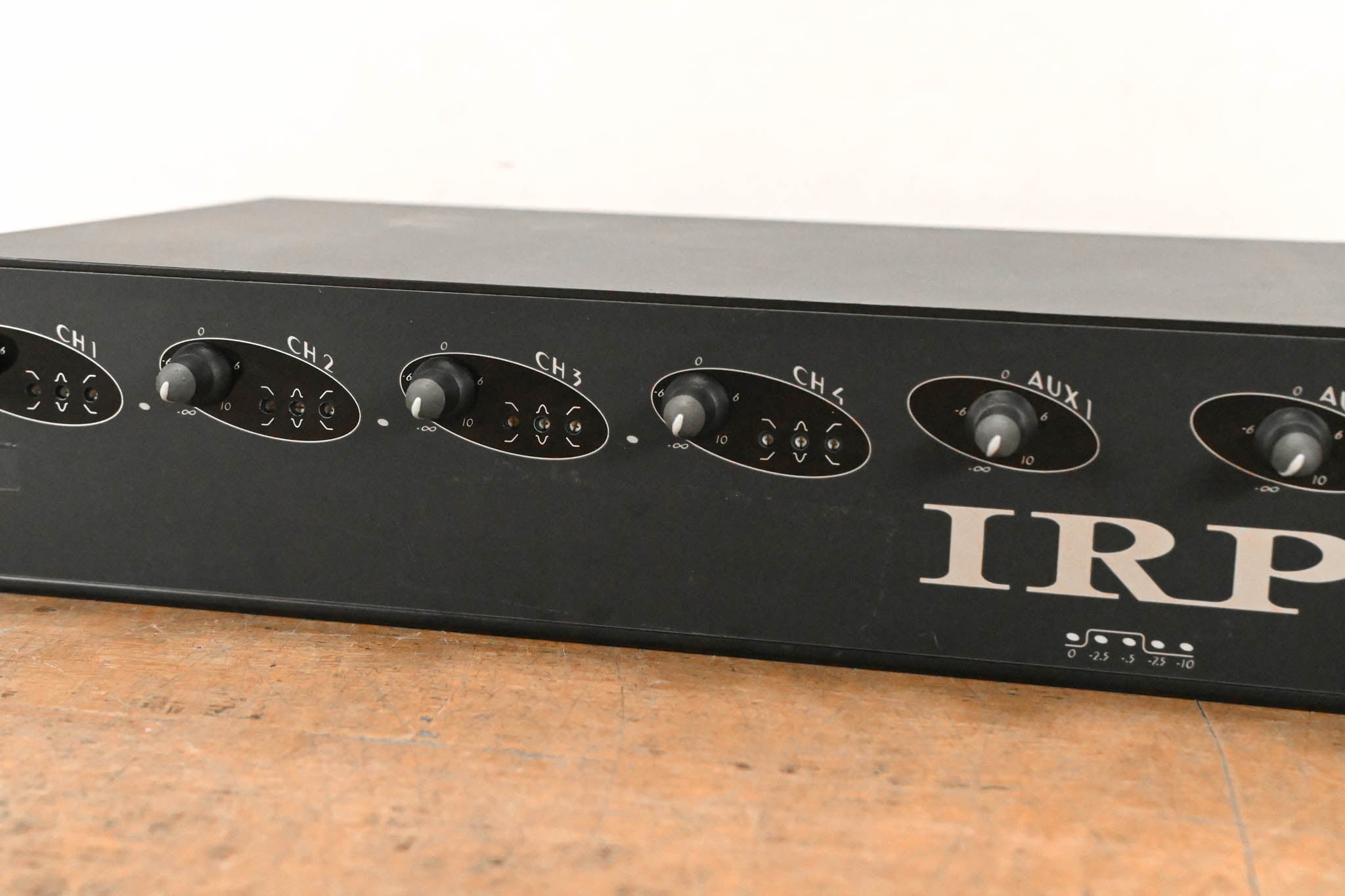 IRP AM4040 4-Channel Rackmount Mixer (NO POWER SUPPLY)
