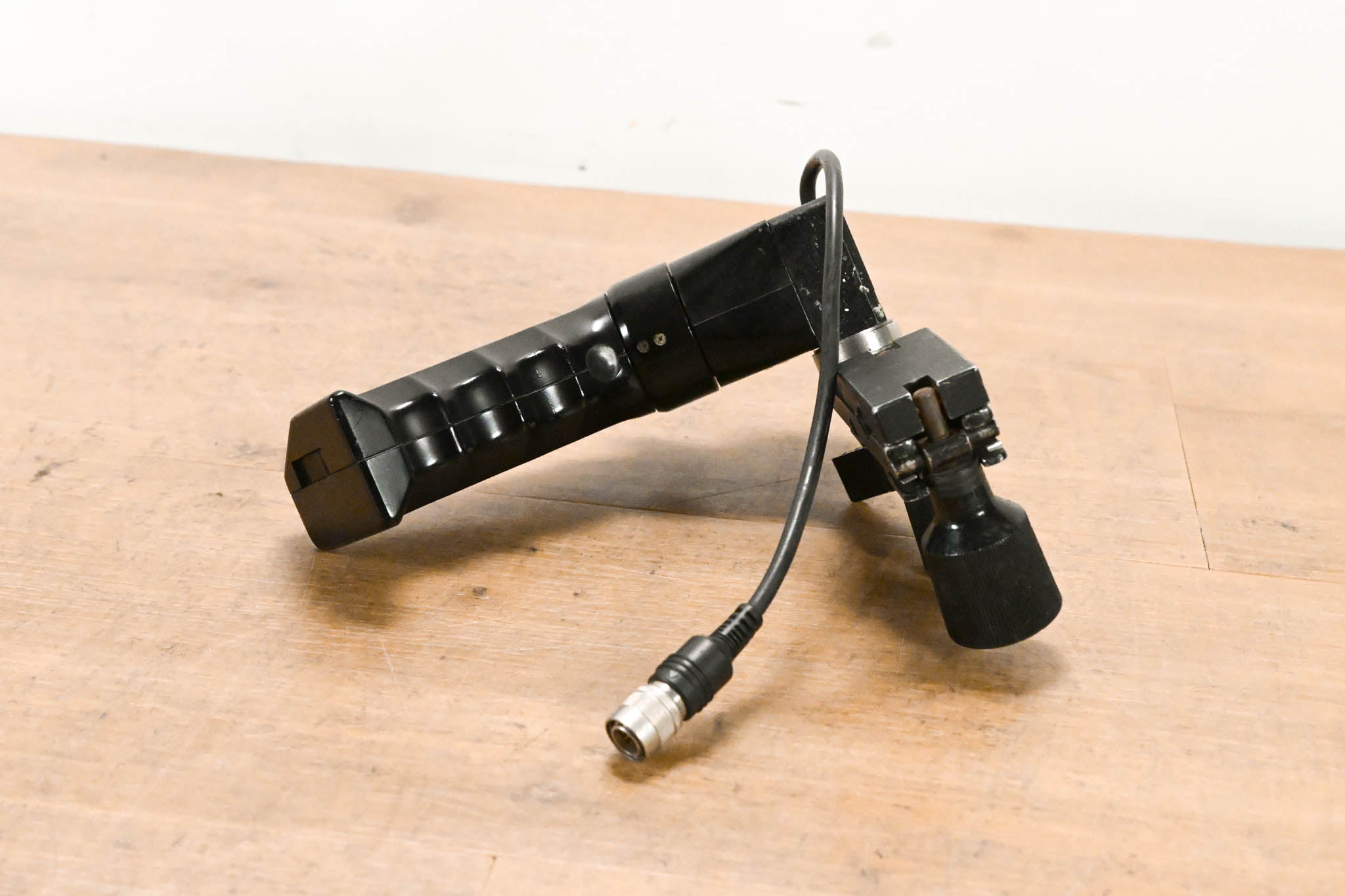 Fujinon SRD-52B Zoom Controller with MCA-1A Mounting Clamp