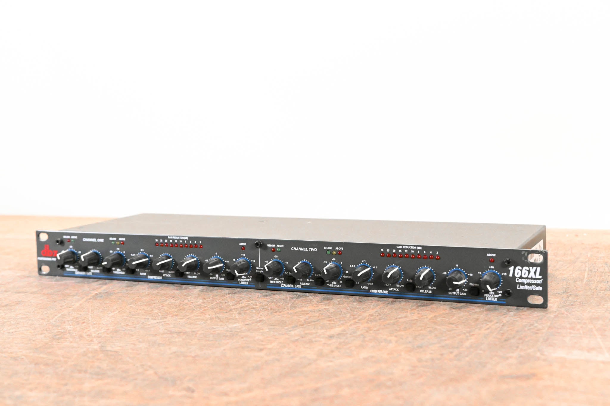 dbx 166XL 2-Channel Compressor/Limiter/Gate