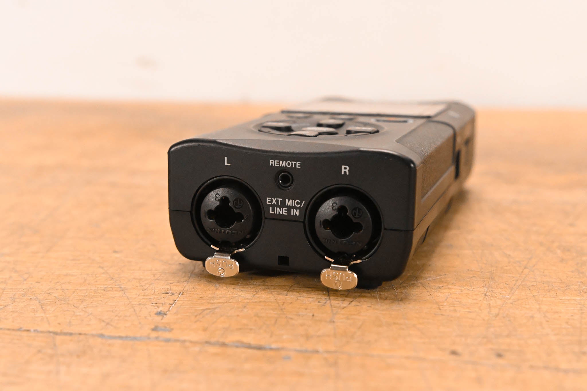 TASCAM DR-40 Handheld 4-Track Recorder