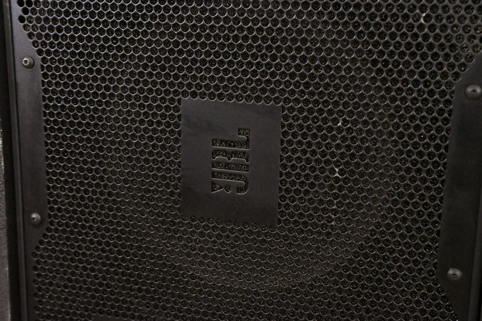 JBL VT4888DP Powered 3-Way Line Array Speaker (PAIR)