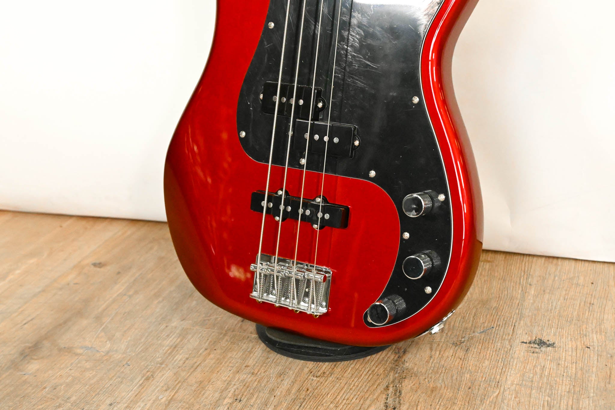 Squier Affinity Series Precision Bass PJ Metallic Red