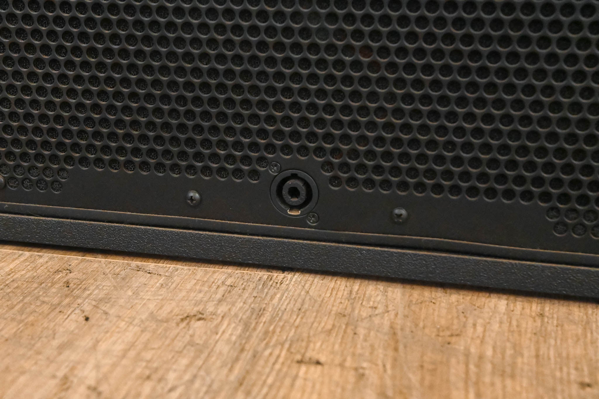 JBL VT4883 Subcompact Dual 12" Cardioid-Arrayable Subwoofer