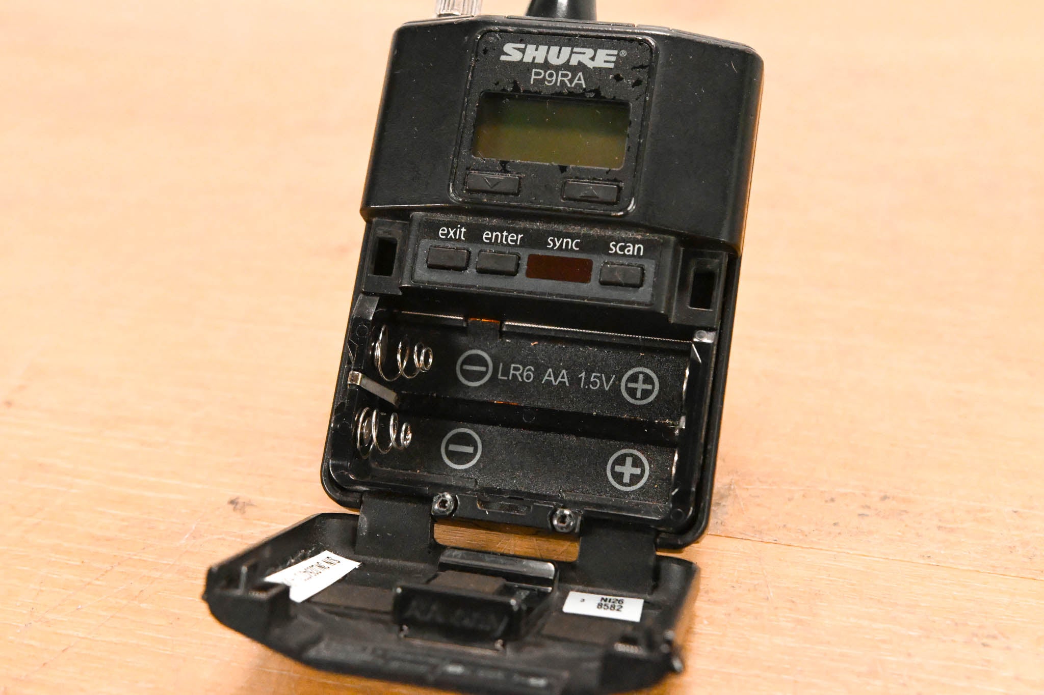 Shure P9RA-K1 Wireless Bodypack Receiver - K1 Band: 596-632 MHz