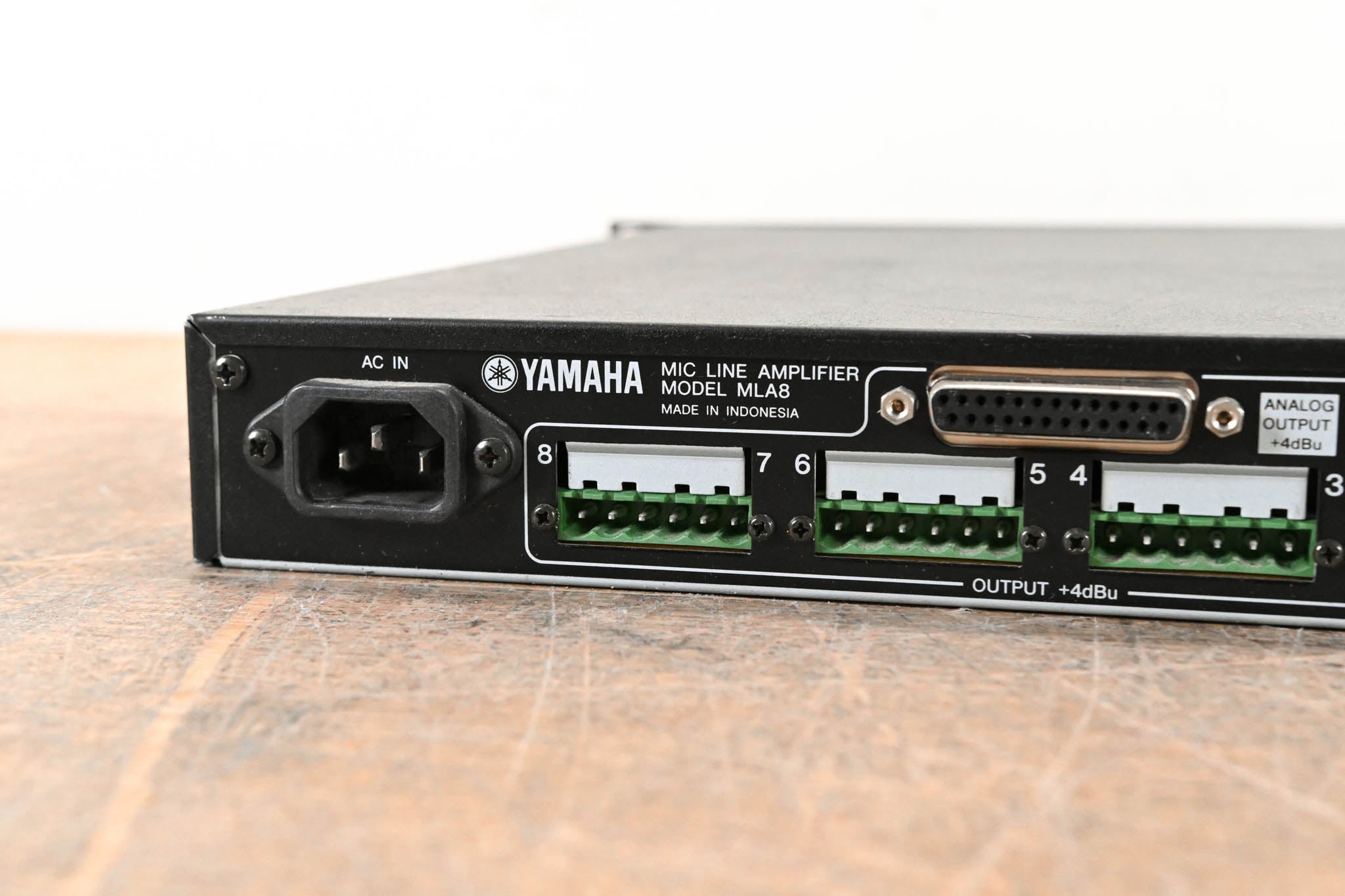 Yamaha MLA8 8-Channel Microphone/Line Preamplifier