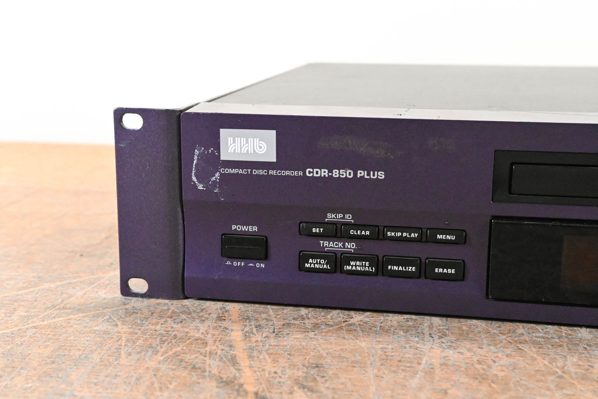 HHB CDR-850 PLUS Professional Compact Disc Recorder