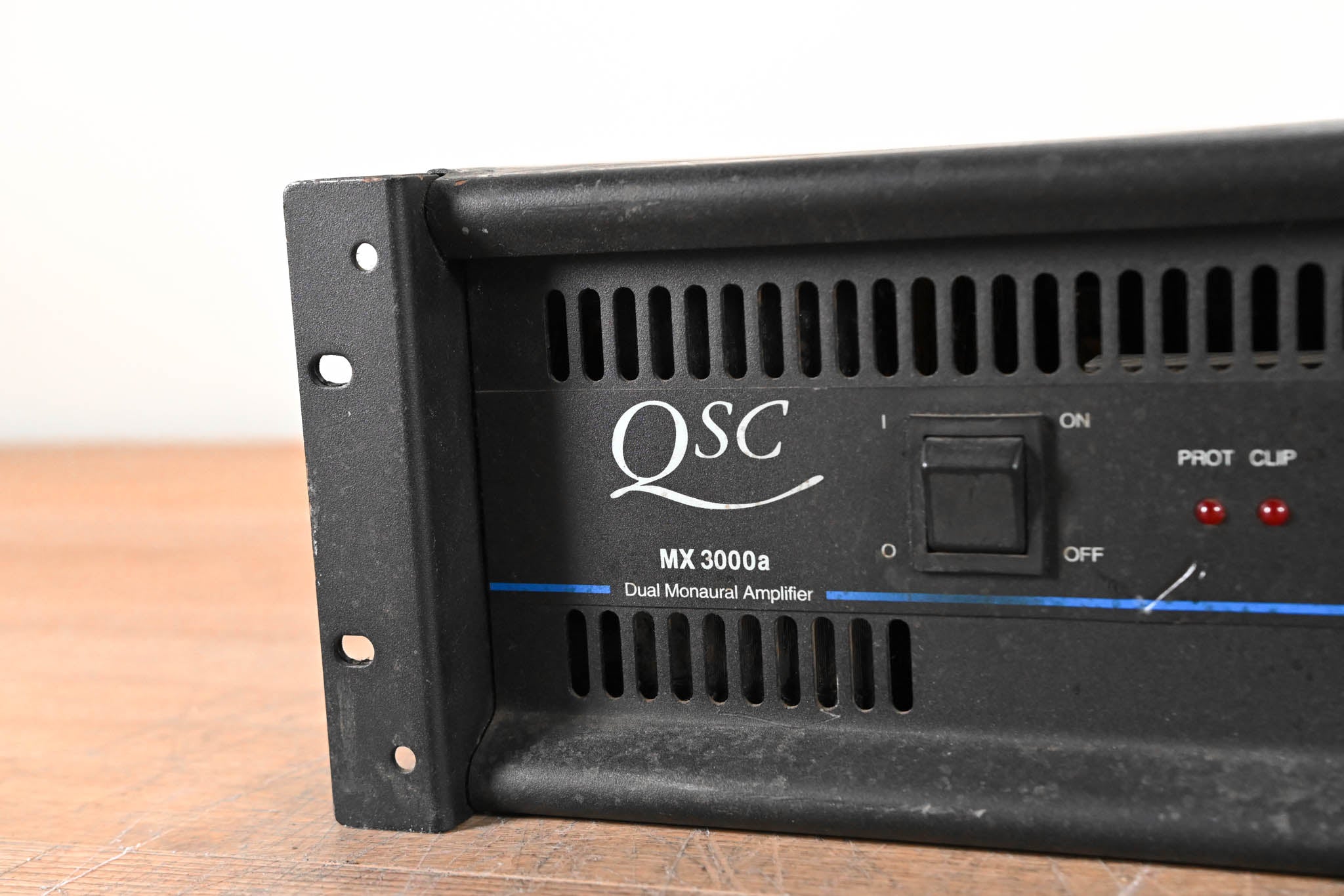 QSC MX 3000a 2-Channel Power Amplifier