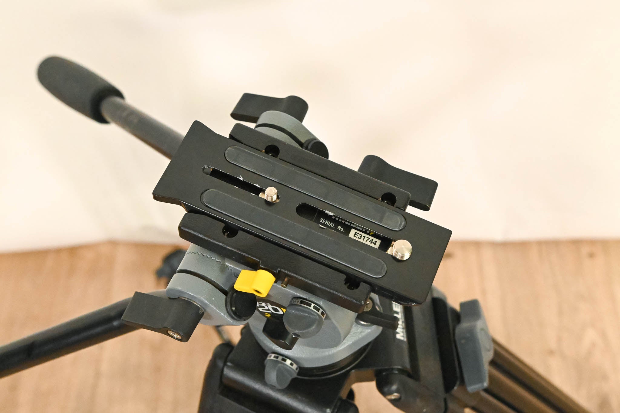 Miller DS-20 Fluid Head with 2-Stage Aluminum Tripod