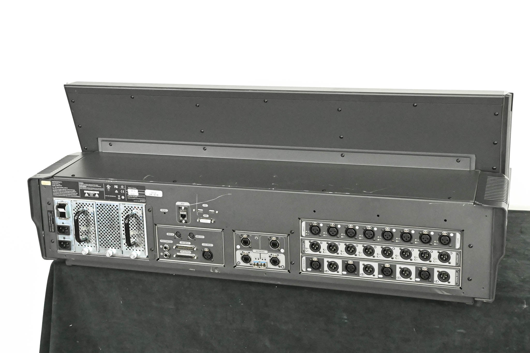 AVID VENUE S6L-24D Surface with E6L-112 Engine & Stage 64 64x32 I/O Rack