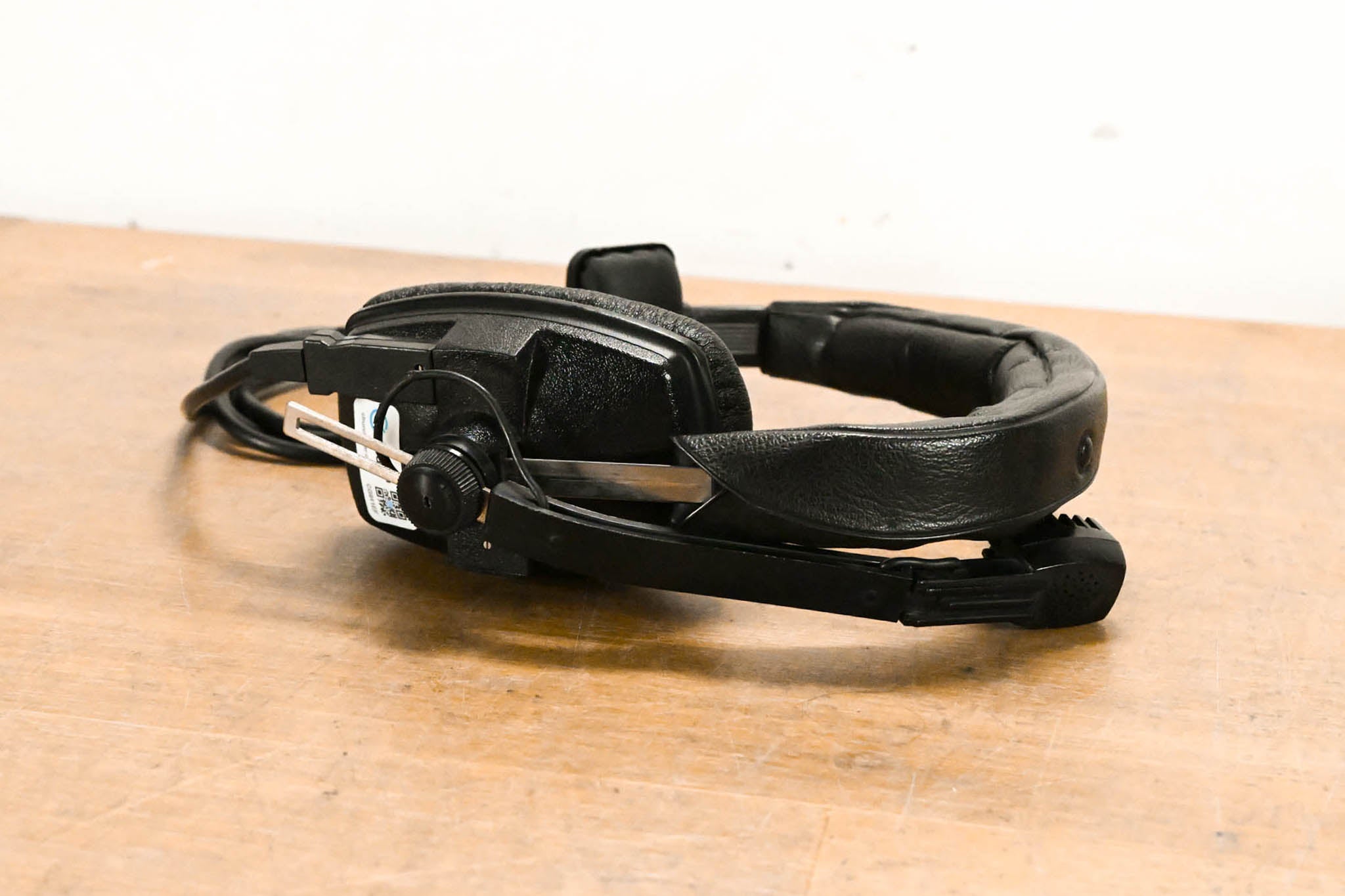 Beyerdynamic DT 108 Single-Ear Headset with Dynamic Microphone