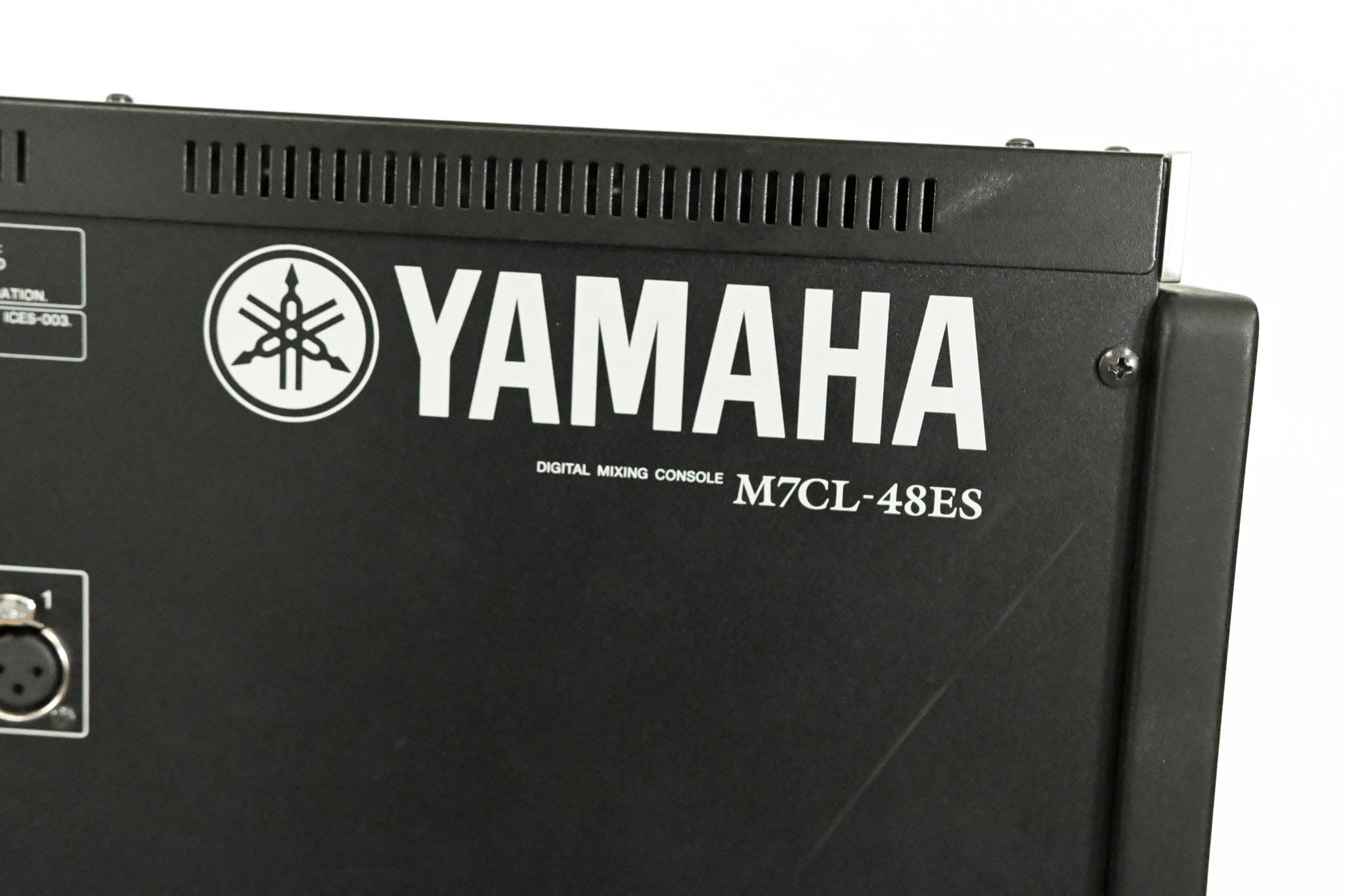 Yamaha M7CL-48ES 48-Channel EtherSound Digital Audio Mixer