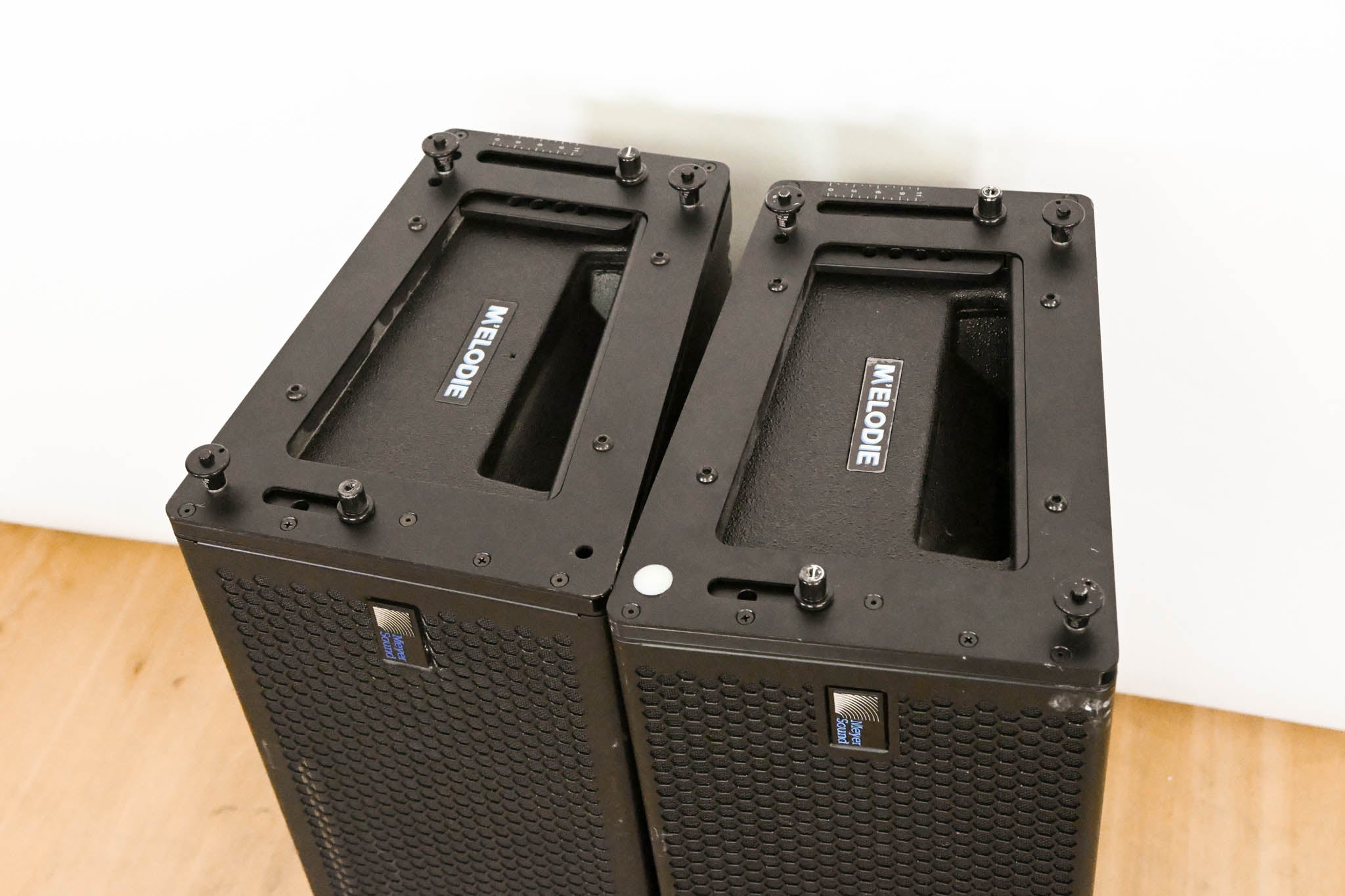 Meyer Sound M'elodie High-Power Curvilinear Array Loudspeaker (PAIR)