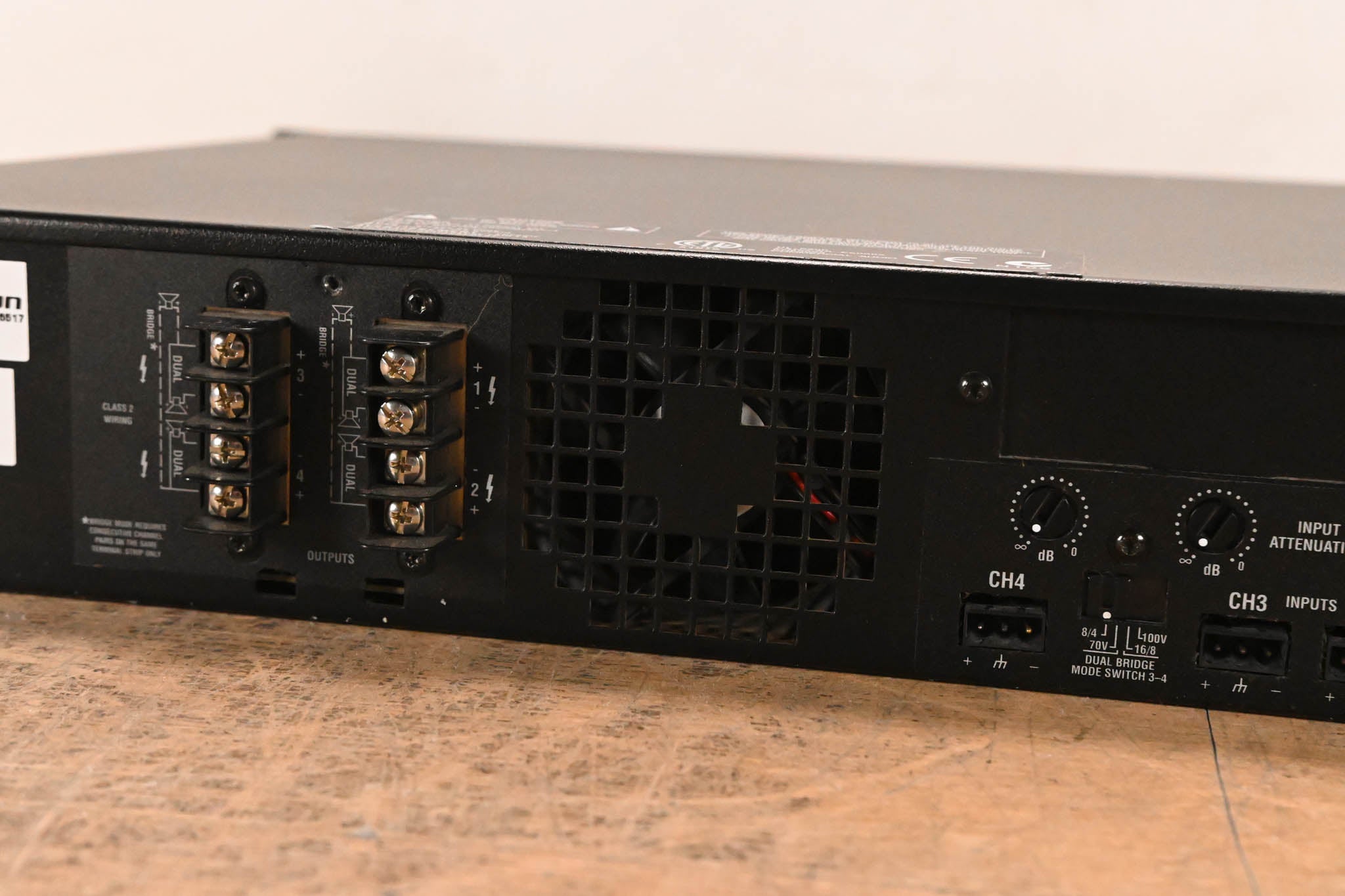 Crown CTs 4200 Four-Channel, 260W Power Amplifier