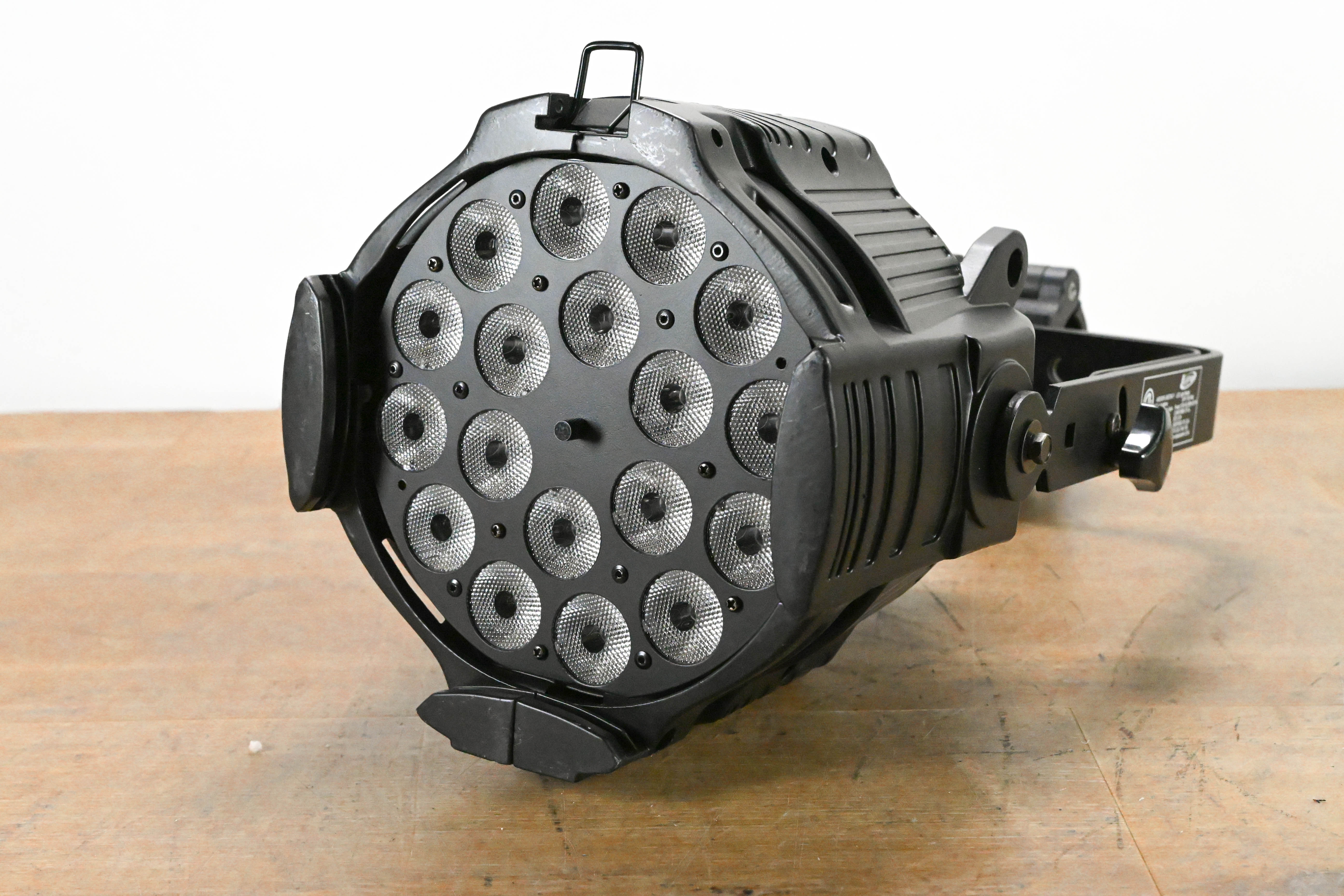 Elation OPTI TRI PAR 18 x 3W Tri Color LED Par