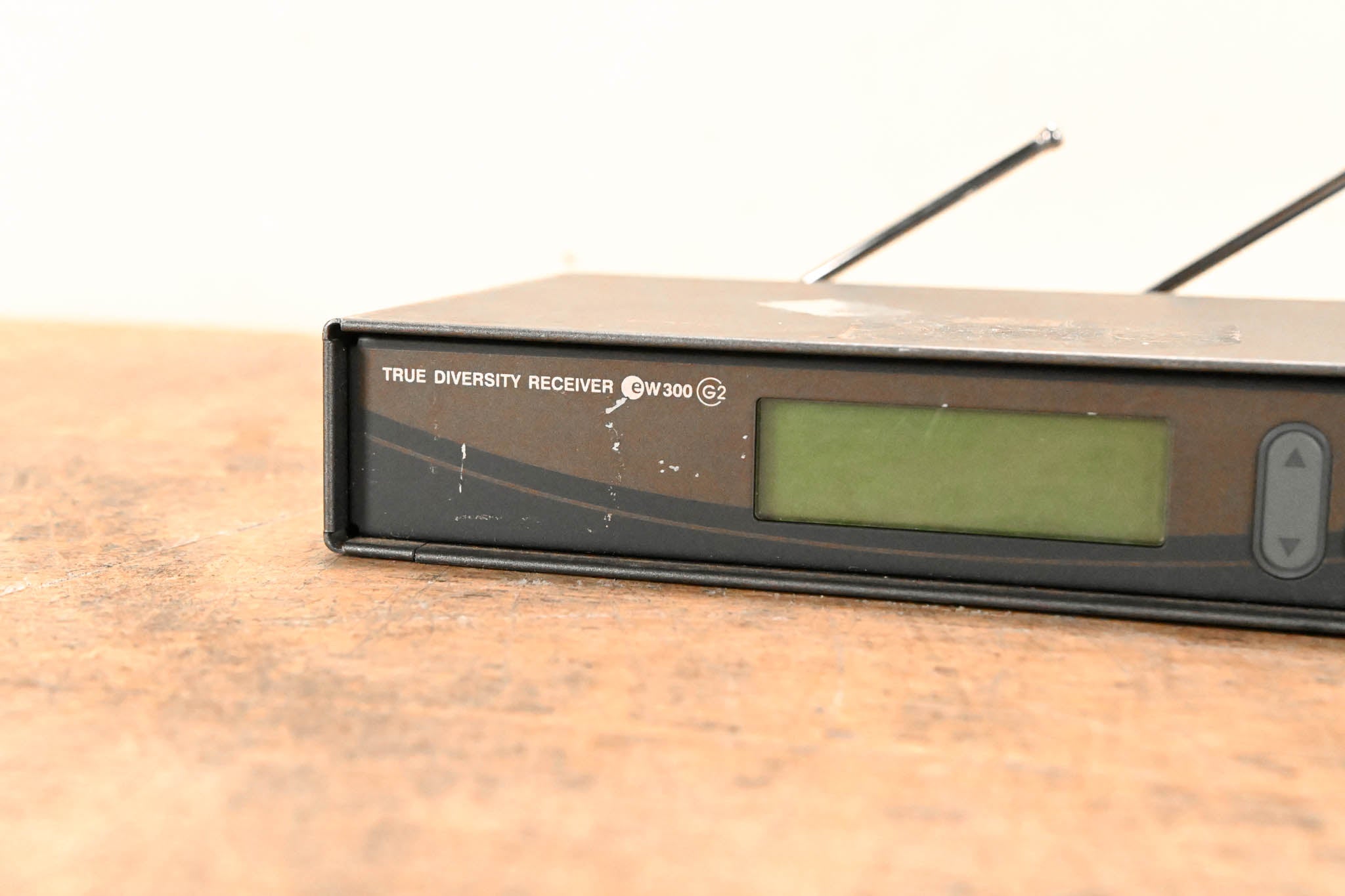 Sennheiser EM 300 G2 Wireless Receiver - A Range: 518-554 MHz